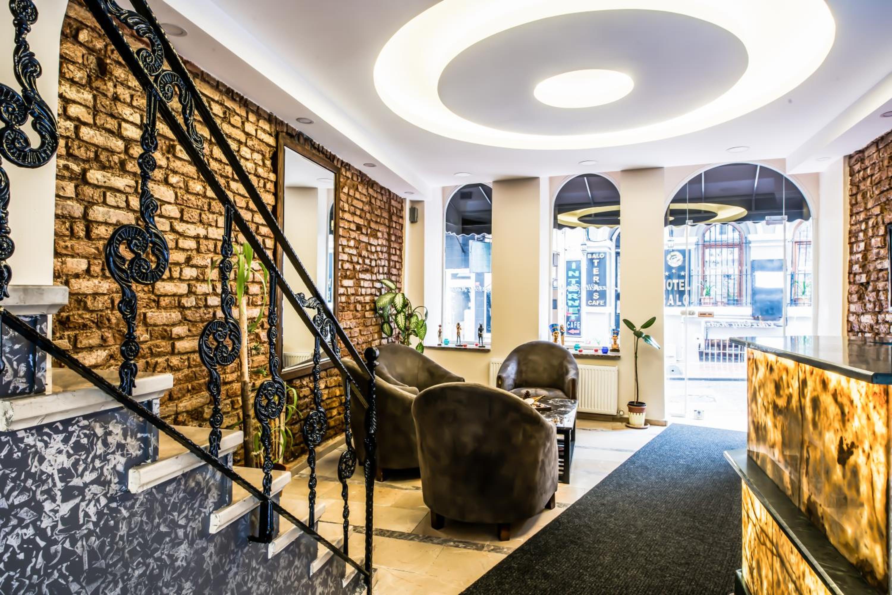 Lazz City Hotel - Image 16