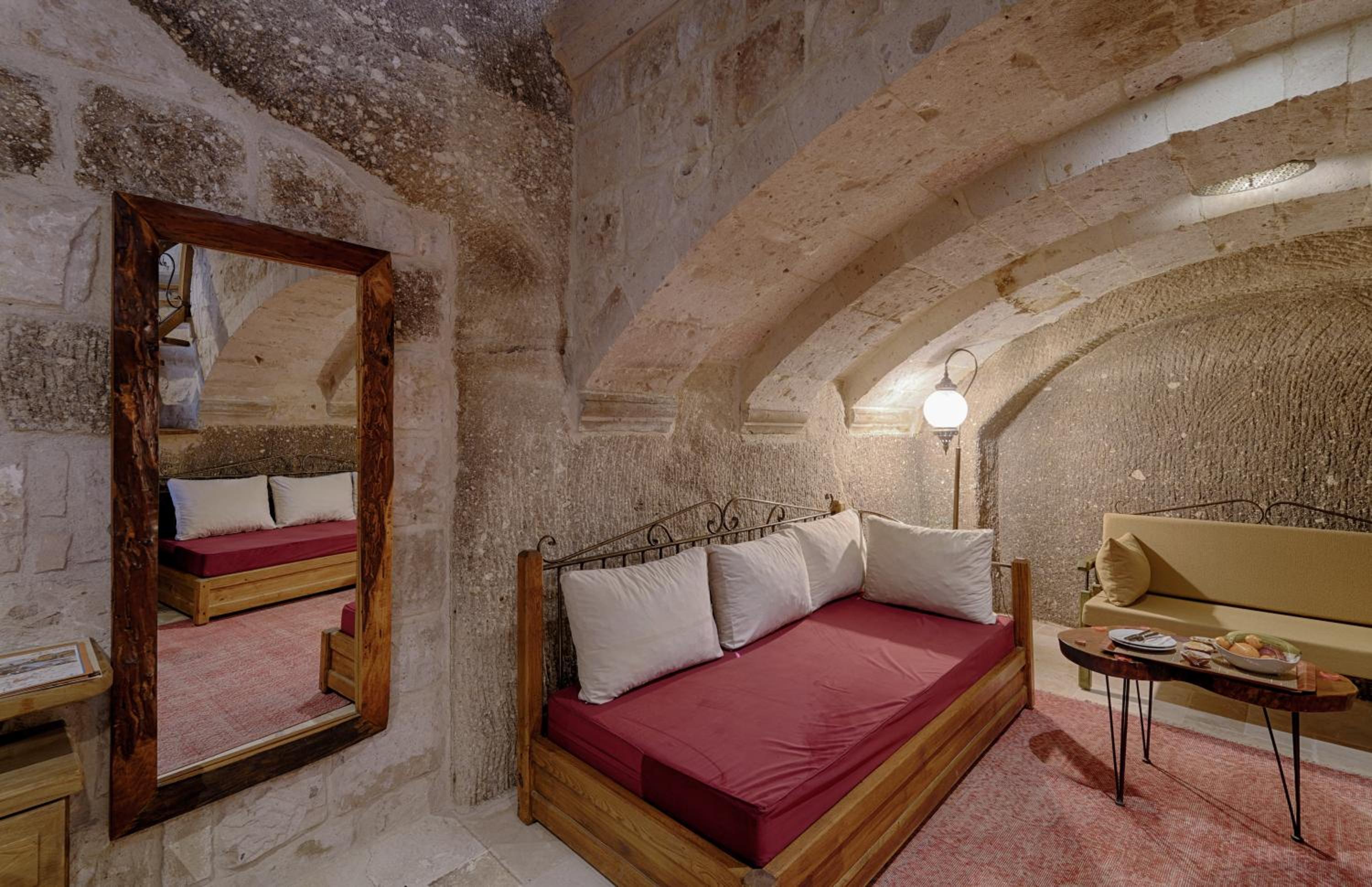Hera Cave Suites - Image 179
