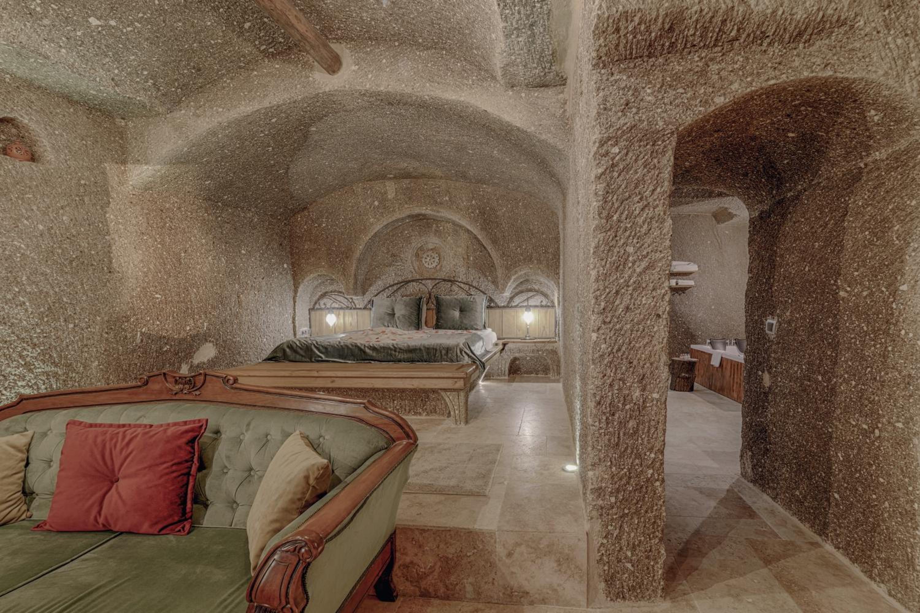 Hera Cave Suites - Image 216
