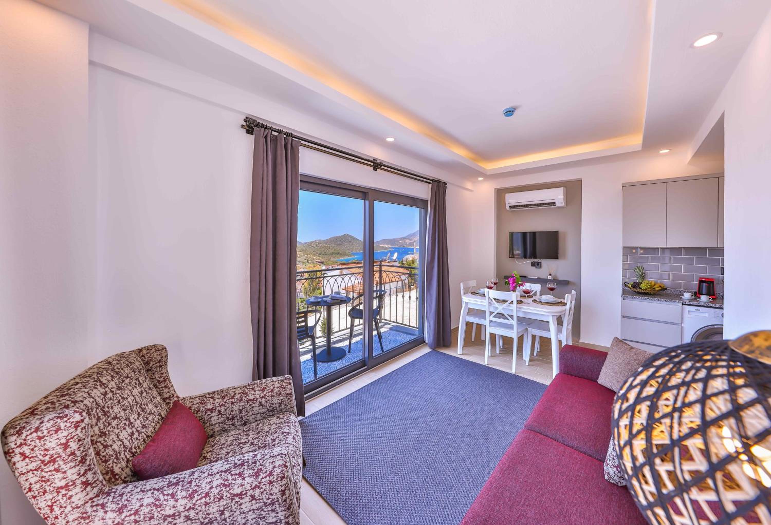 Lobelya Suites - Image 34
