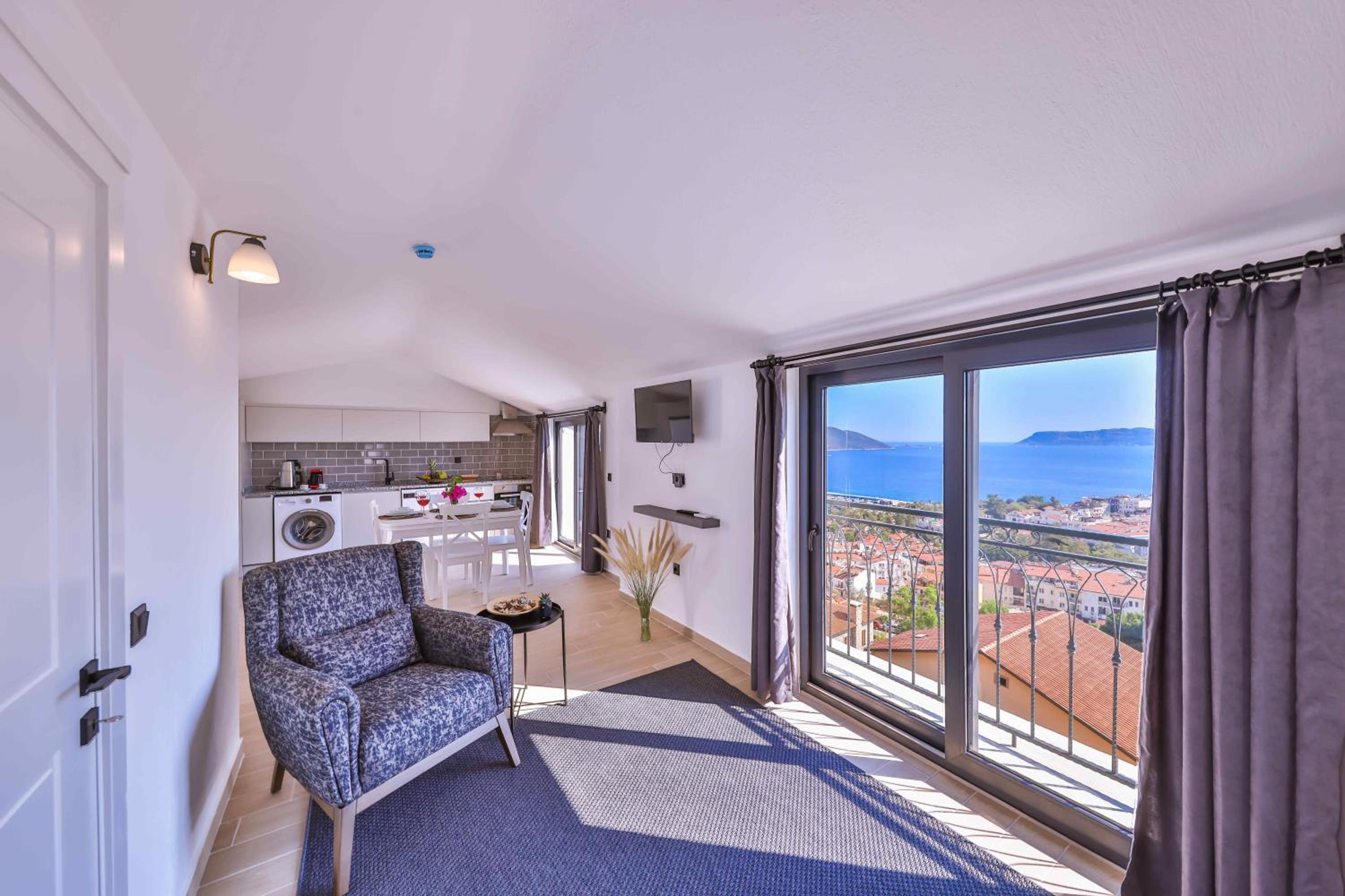 Lobelya Suites - Image 38