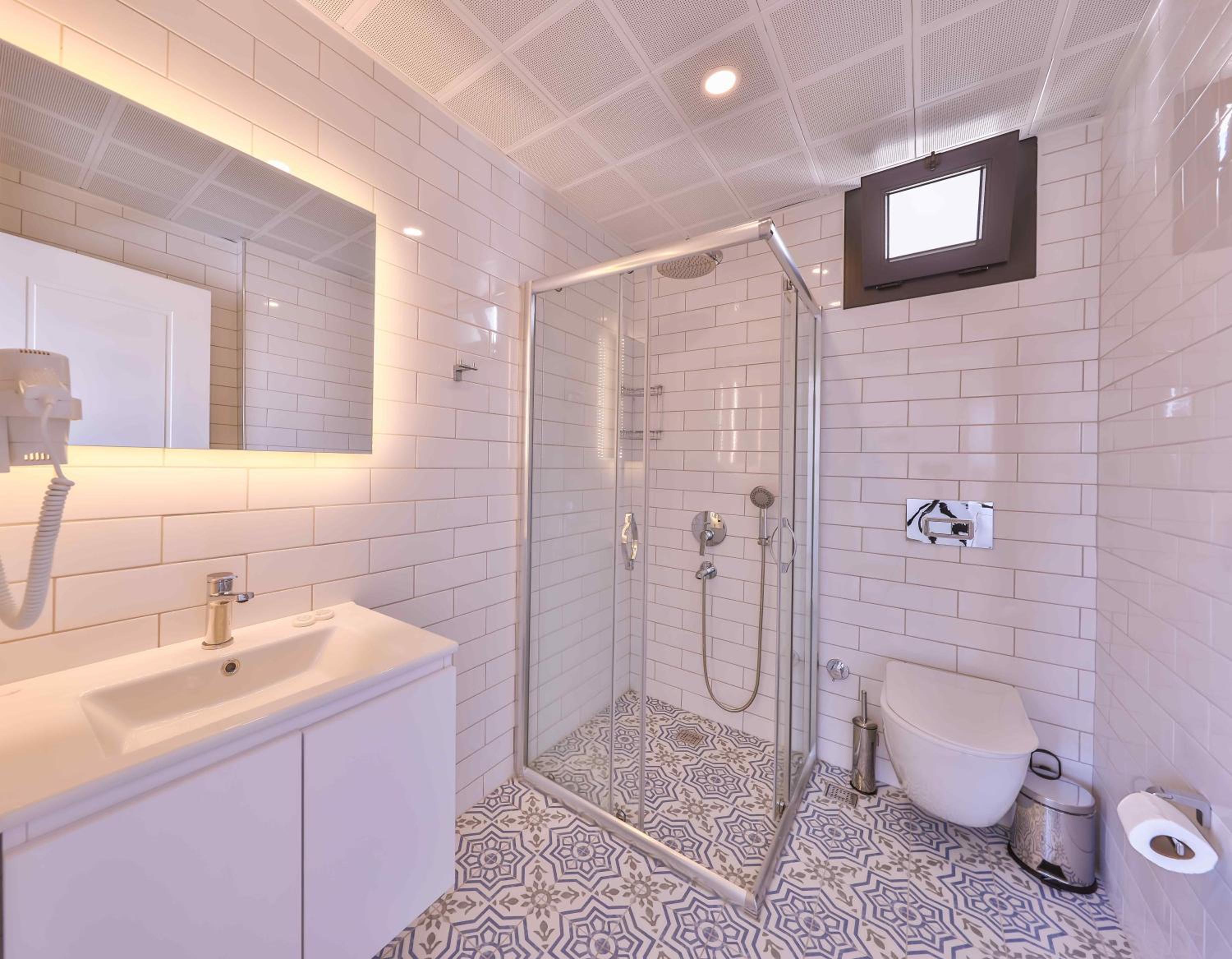 Lobelya Suites - Image 25