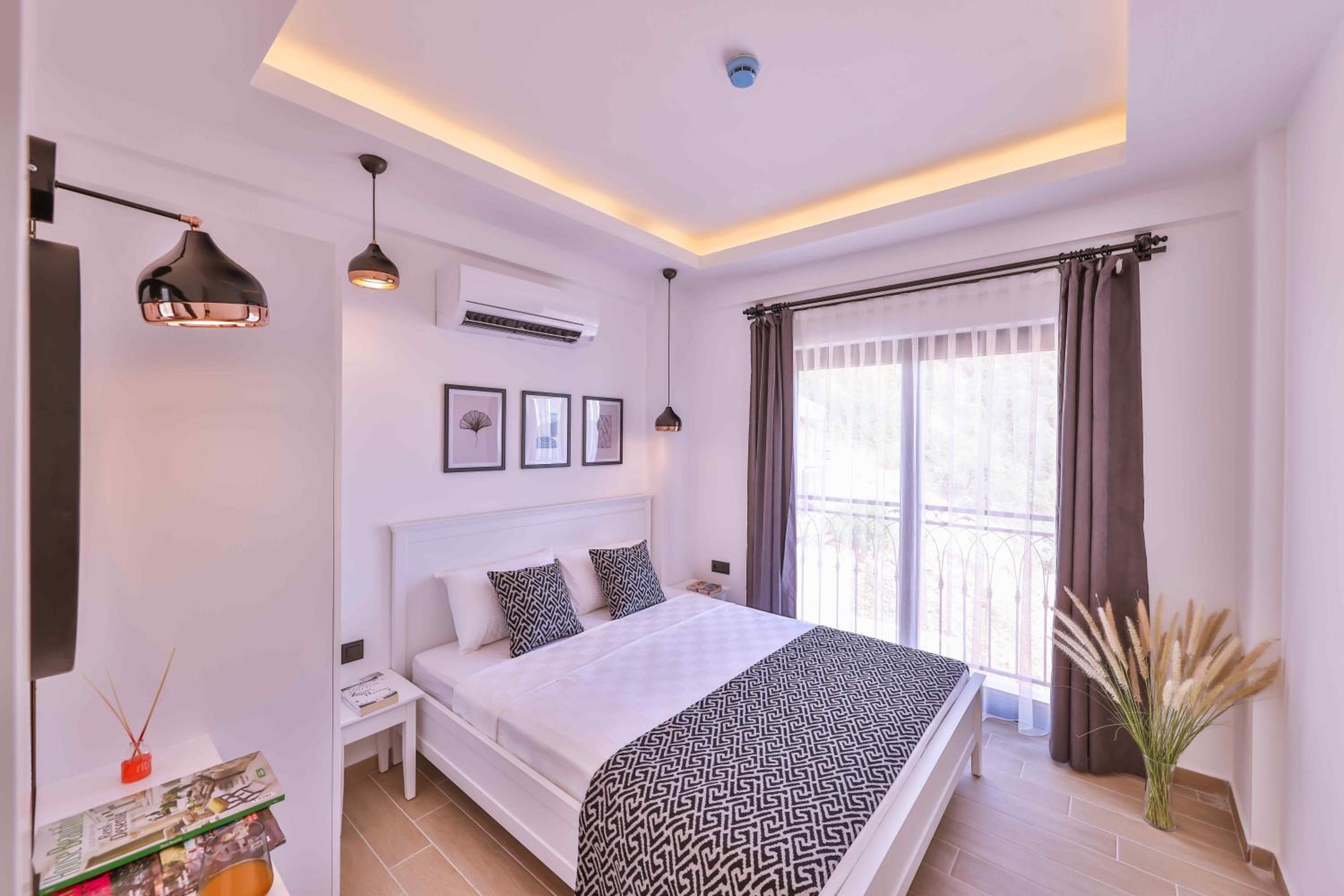 Lobelya Suites - Image 7