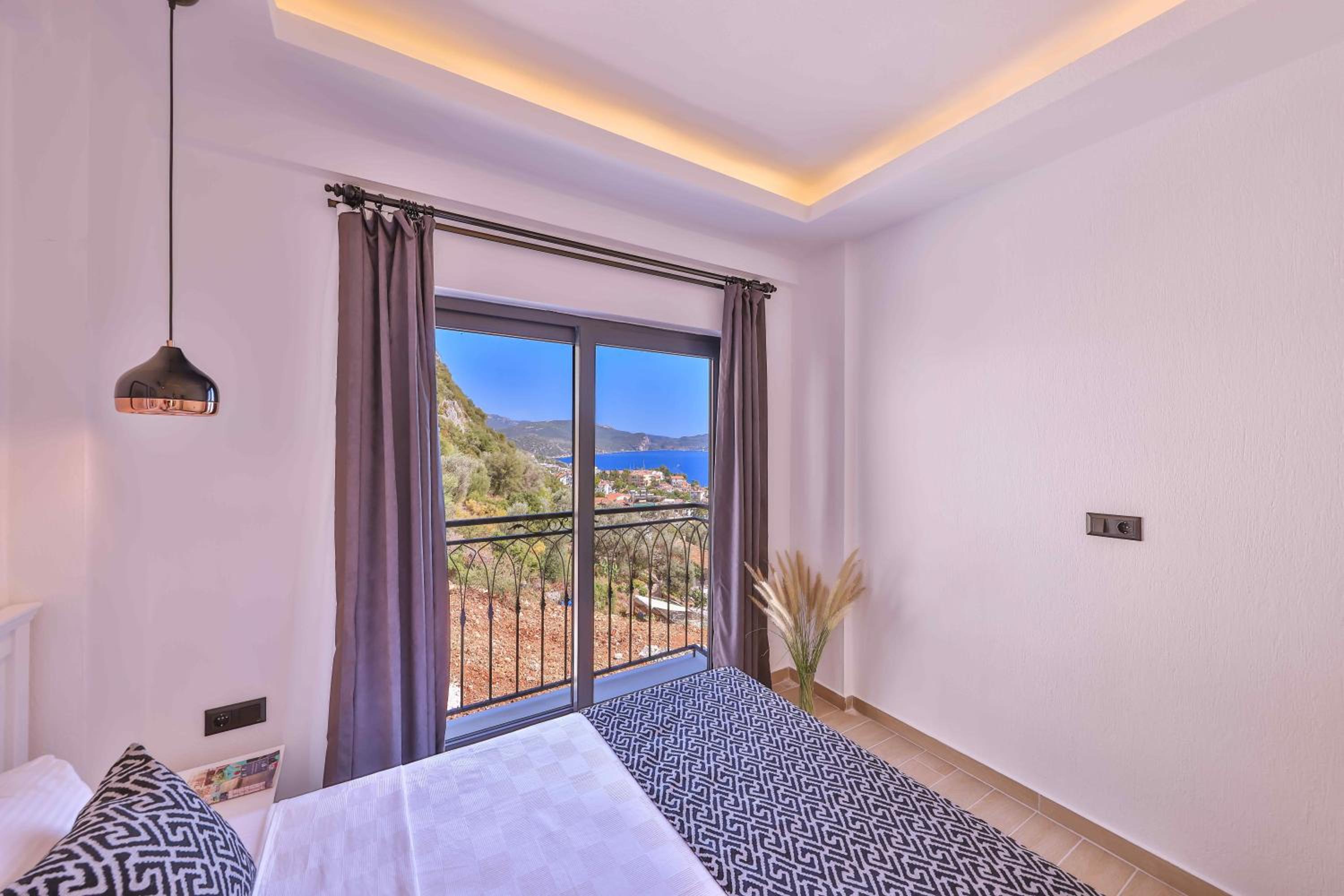 Lobelya Suites - Image 15