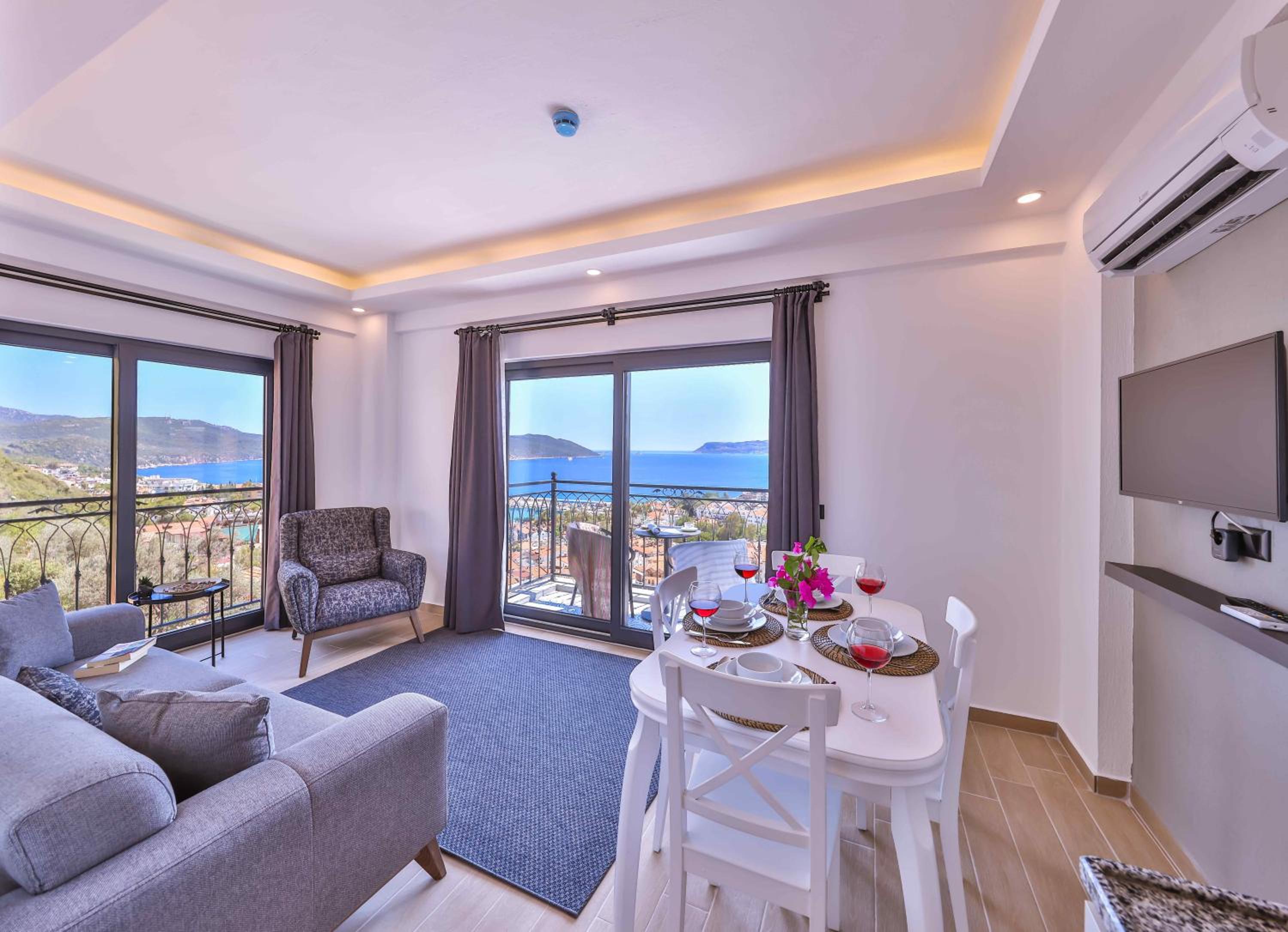 Lobelya Suites - Image 14