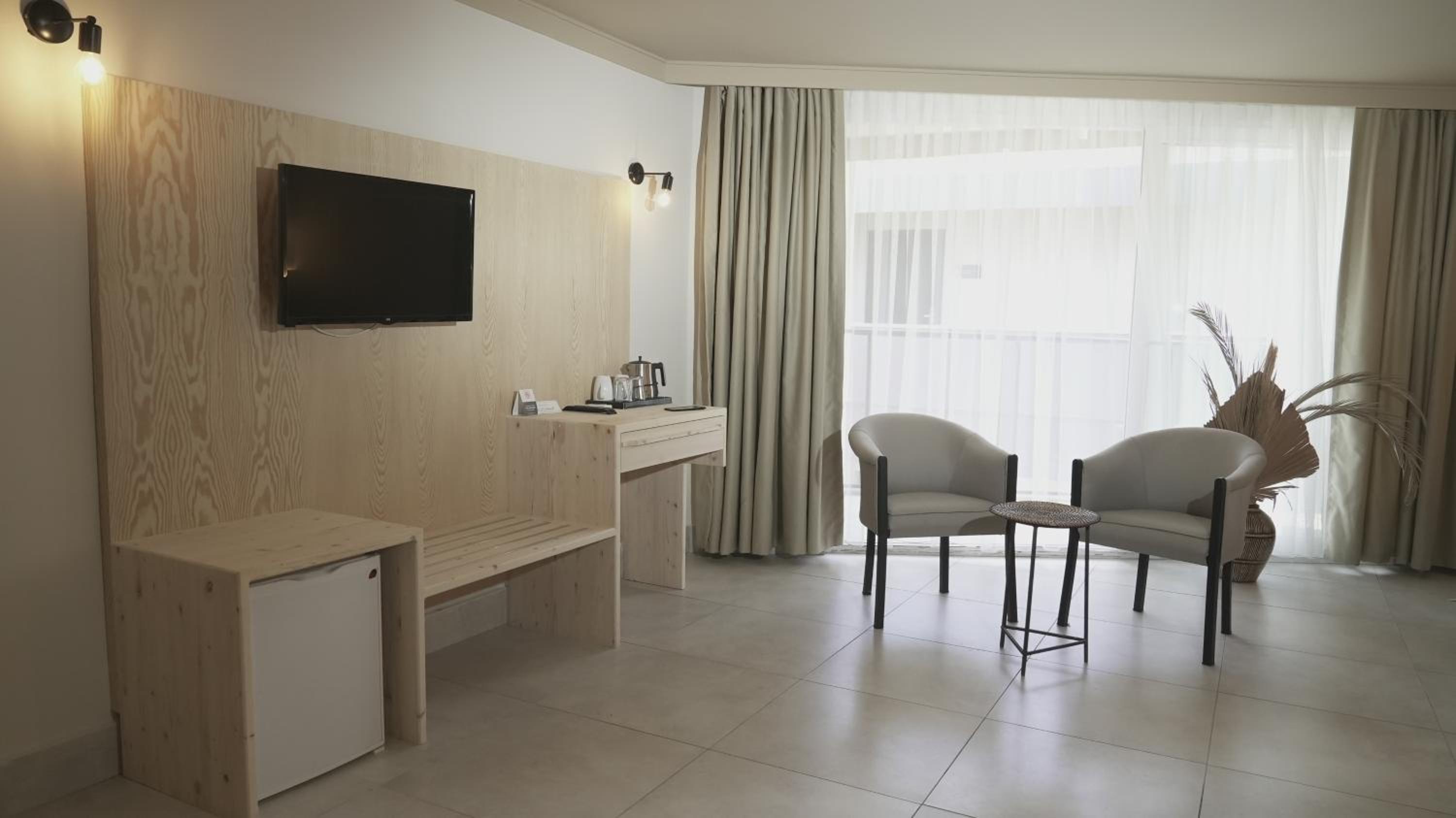 Sun Hotel By En Vie Beach - Image 47