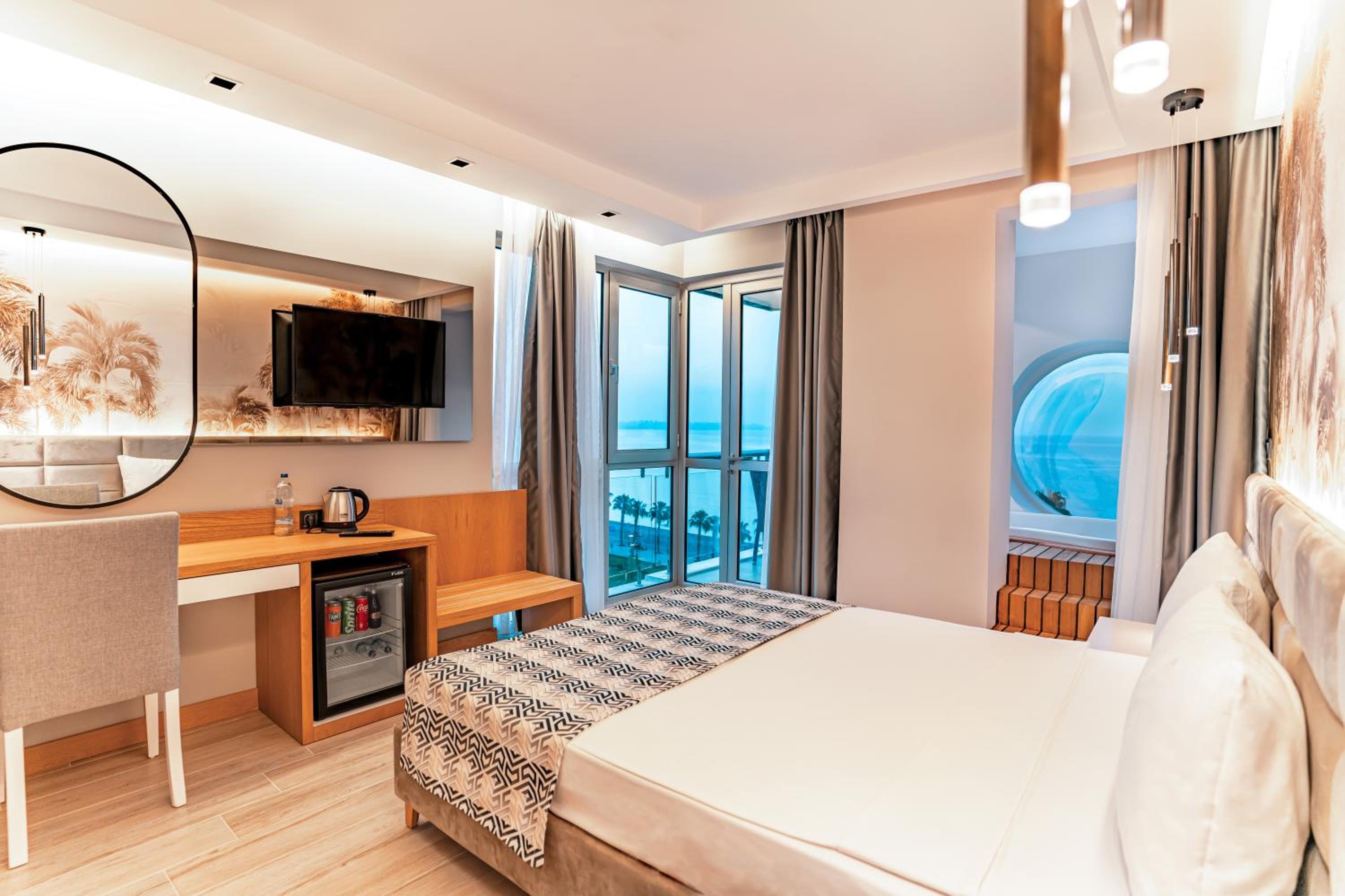 PEARLY HOTEL - Image 22