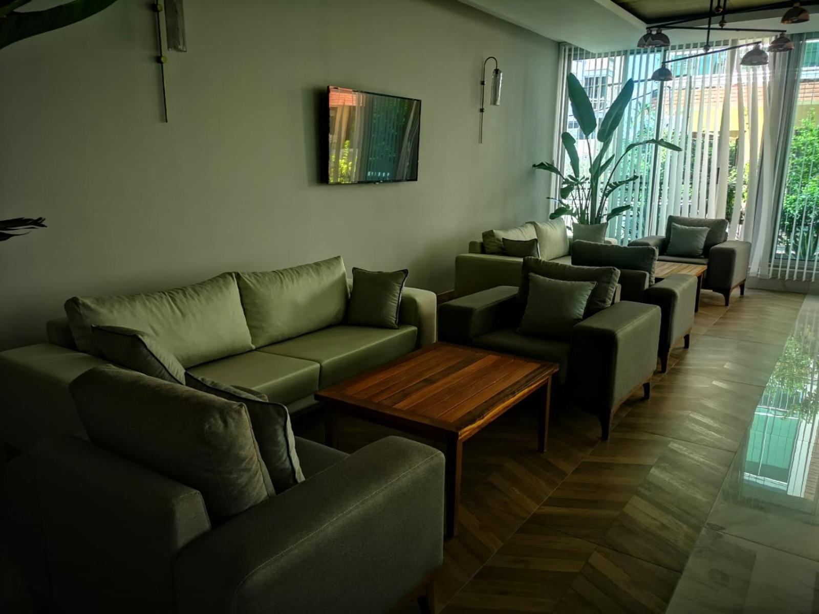 PEARLY HOTEL - Image 5