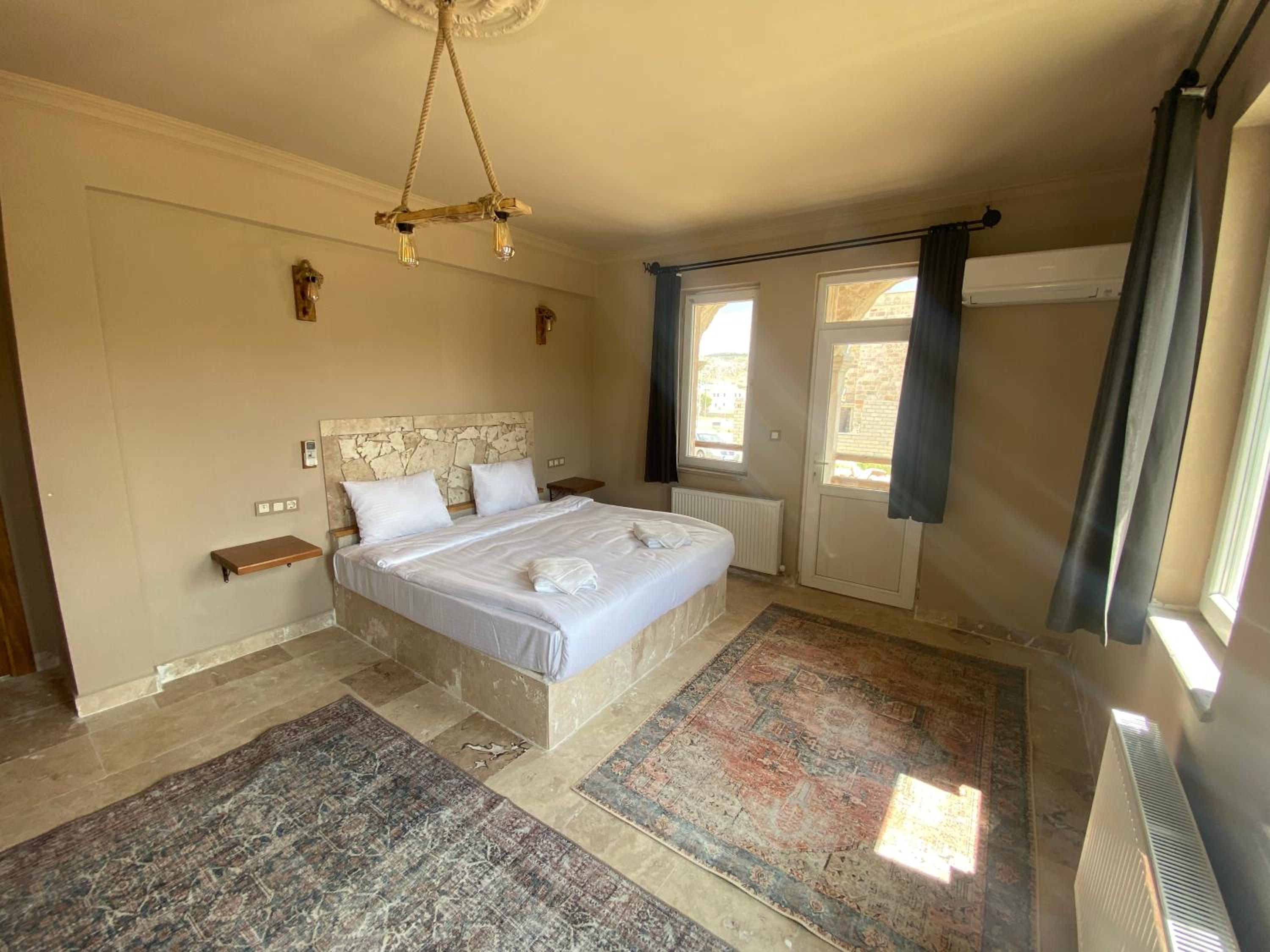 Ala Stone House - Image 21