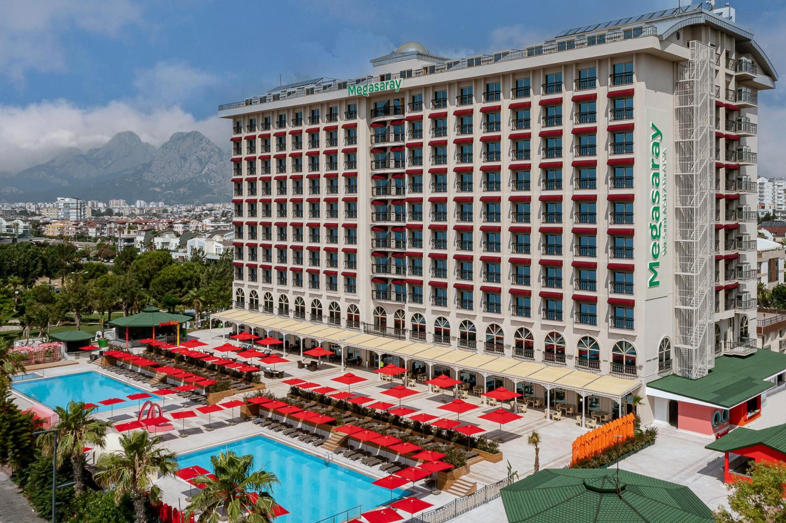 Megasaray Westbeach Antalya - Image 5
