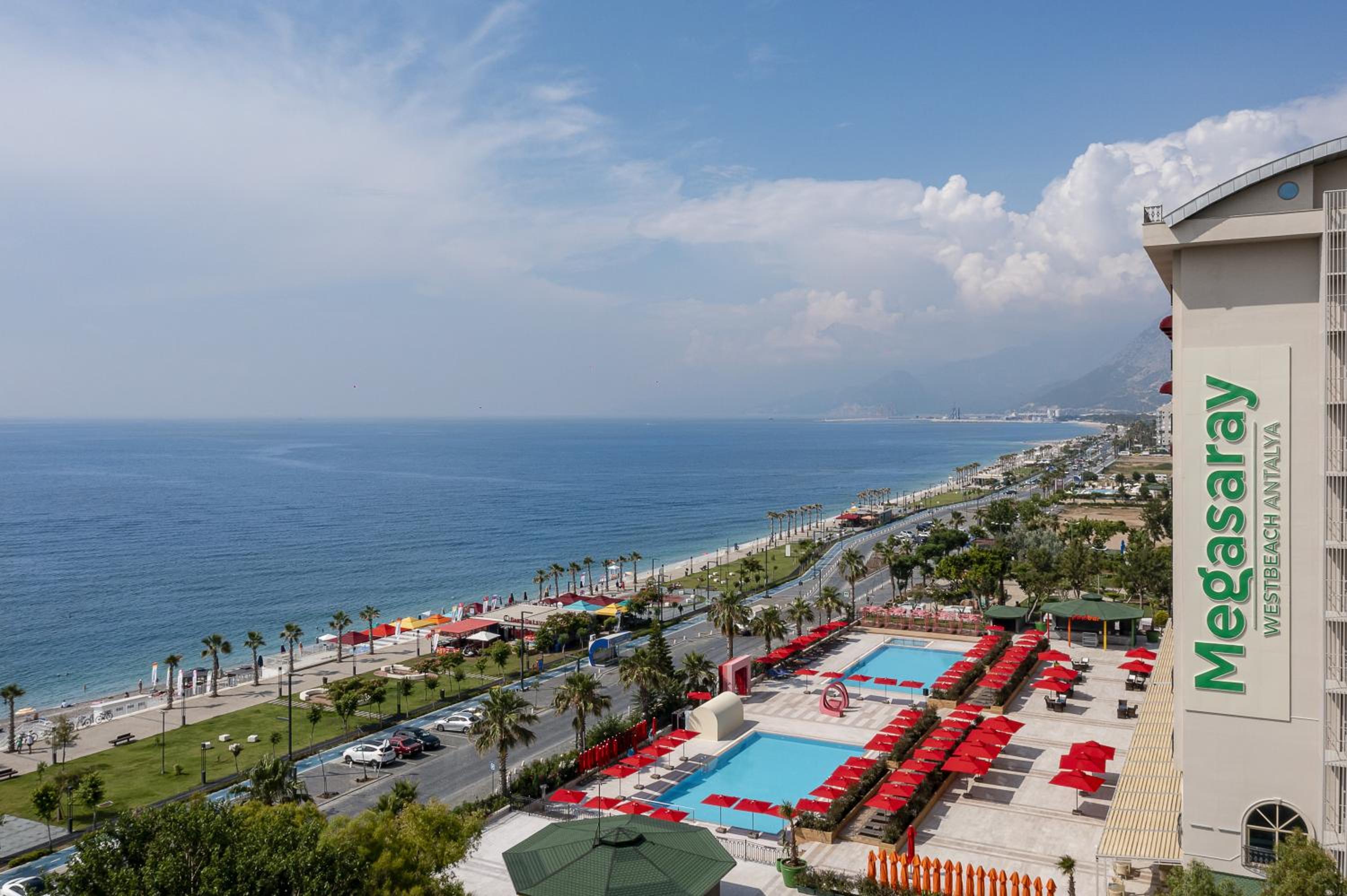 Megasaray Westbeach Antalya - Image 6