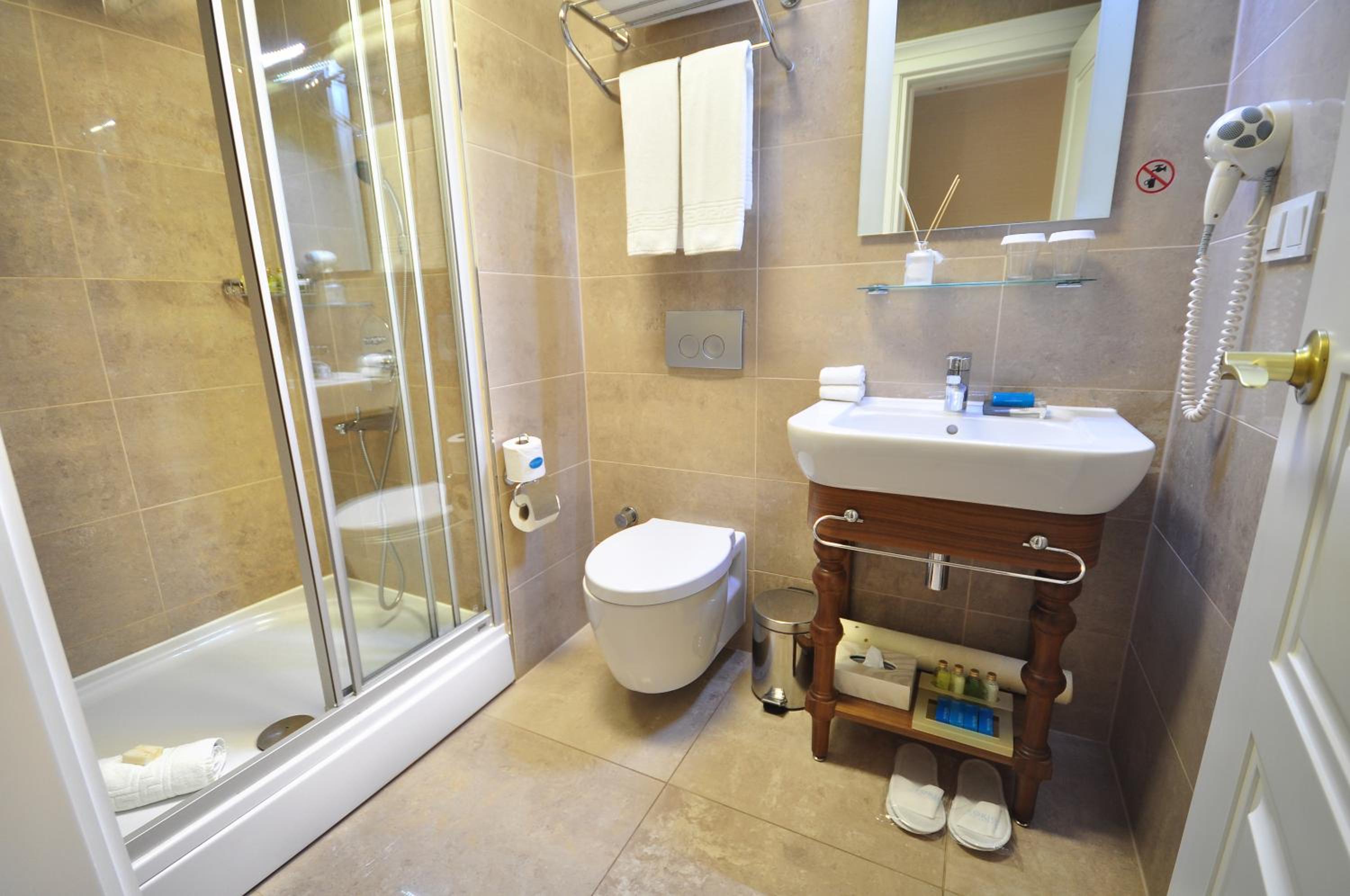 Neorion Otel - Özel Sınıf - Image 34