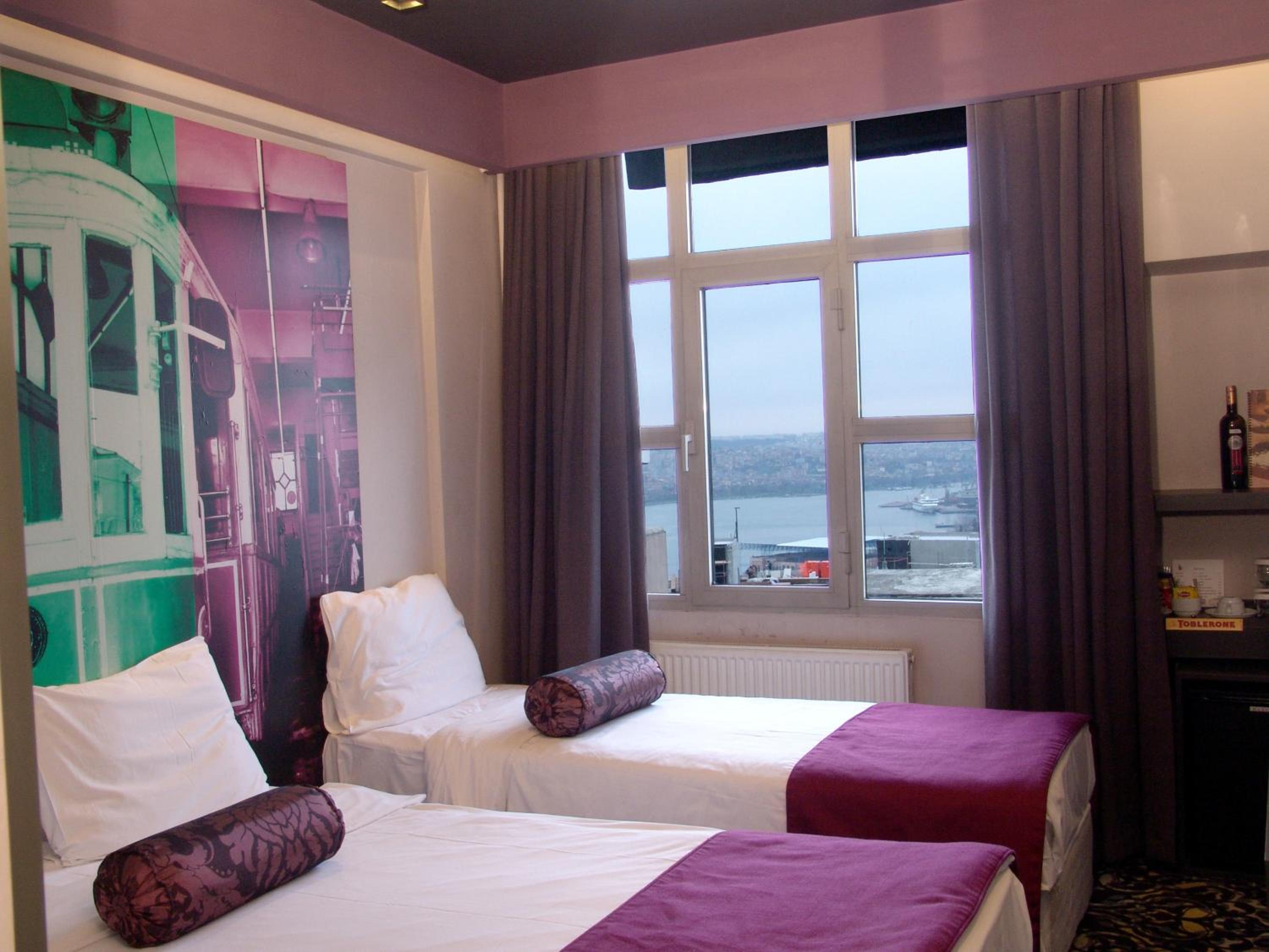 Tulip City Hotel - Image 10