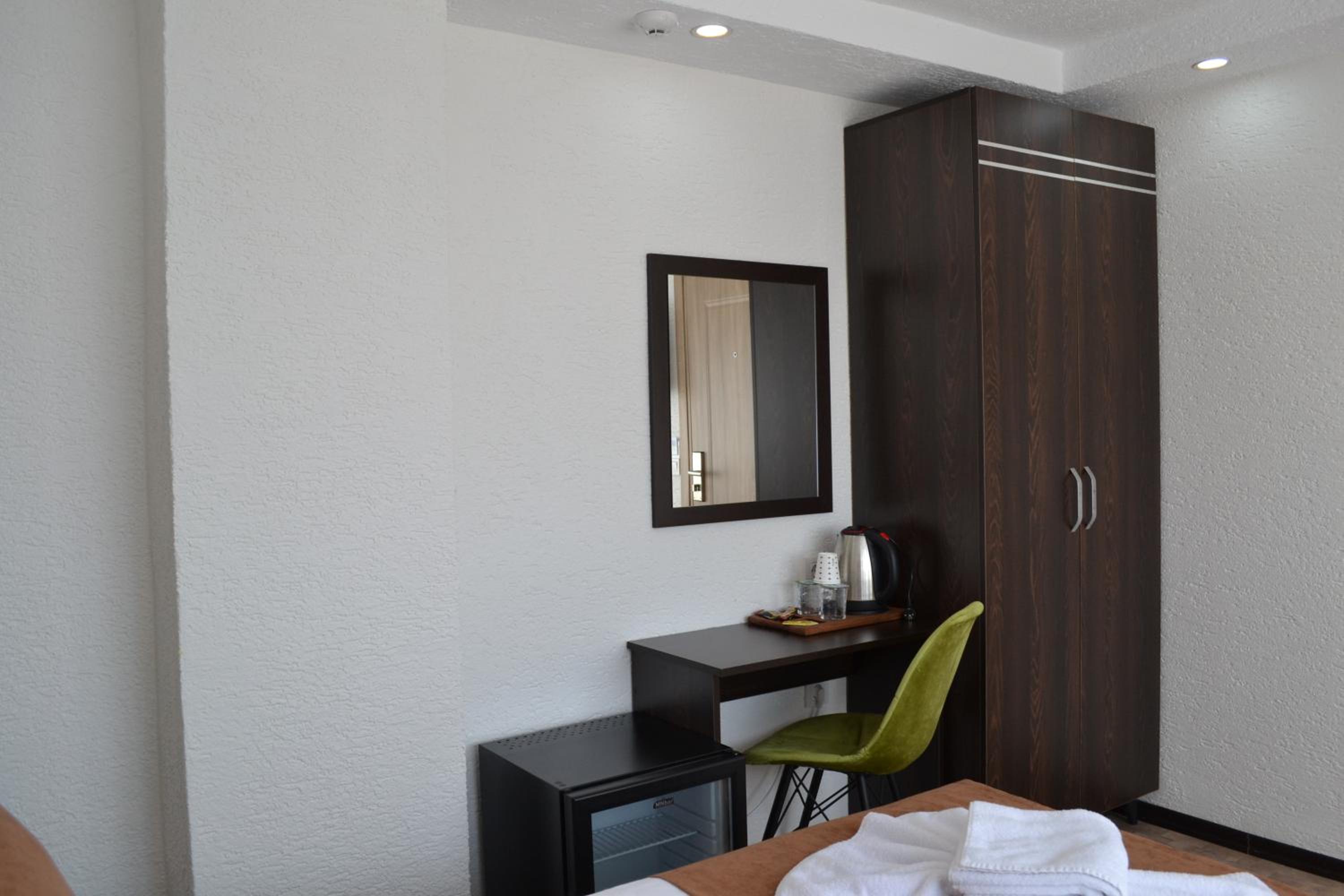 HOTEL GLOBAL 2022 becomes GLOBAL OTEL 2022. - Image 83