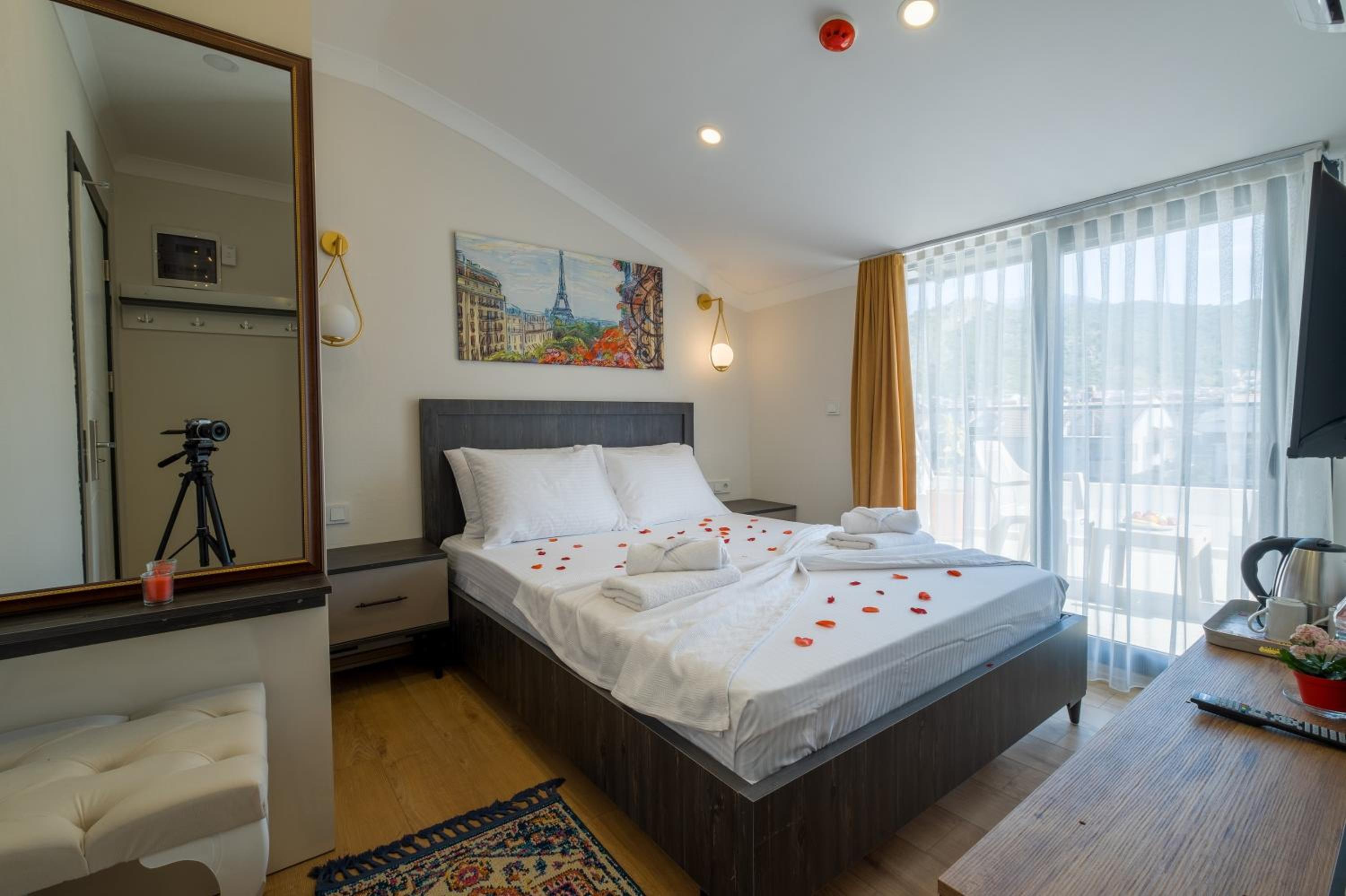 Tanrise City Residence - Image 41