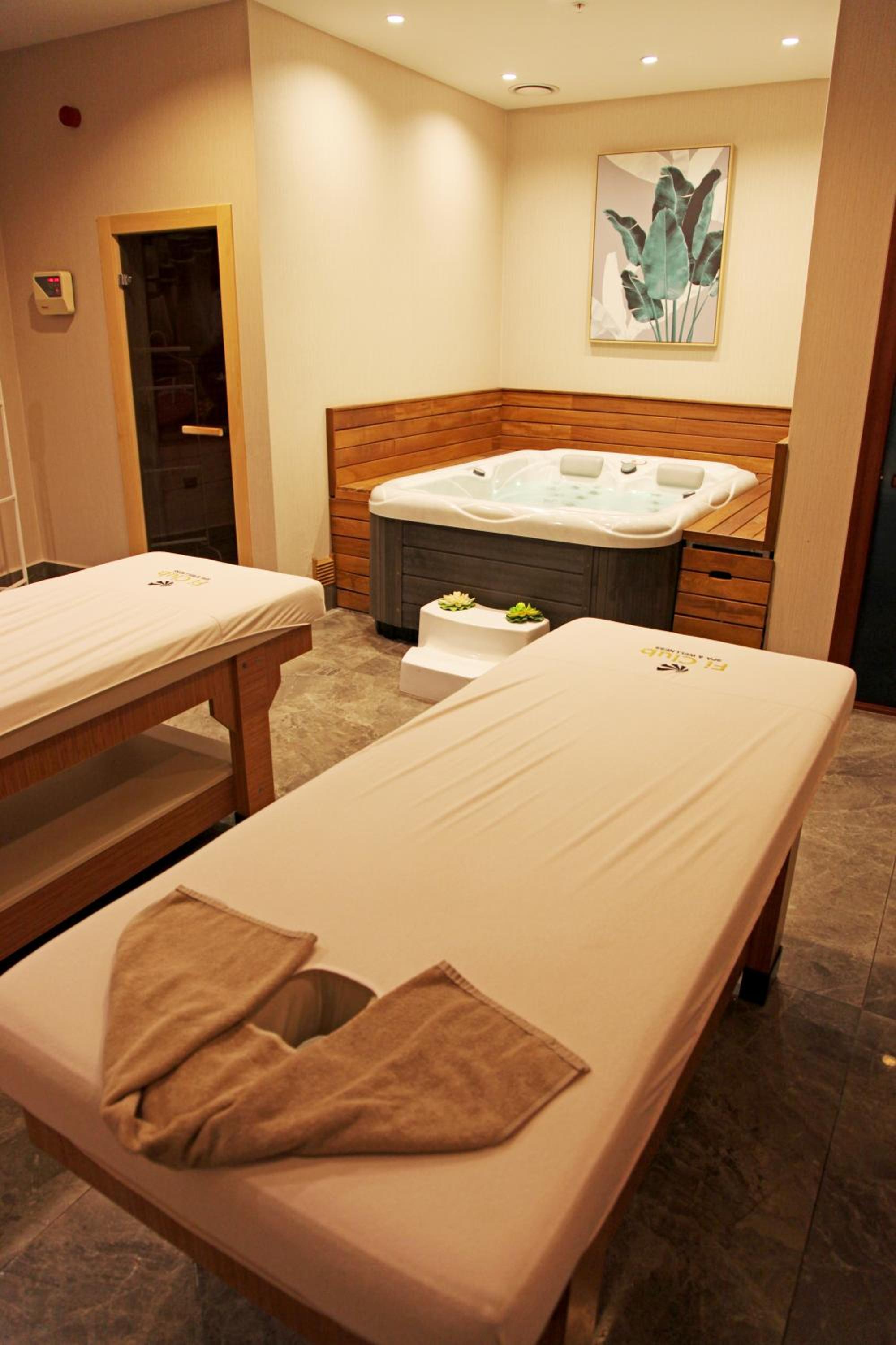 Ramada by Wyndham İstanbul Alibeykoy - Image 48