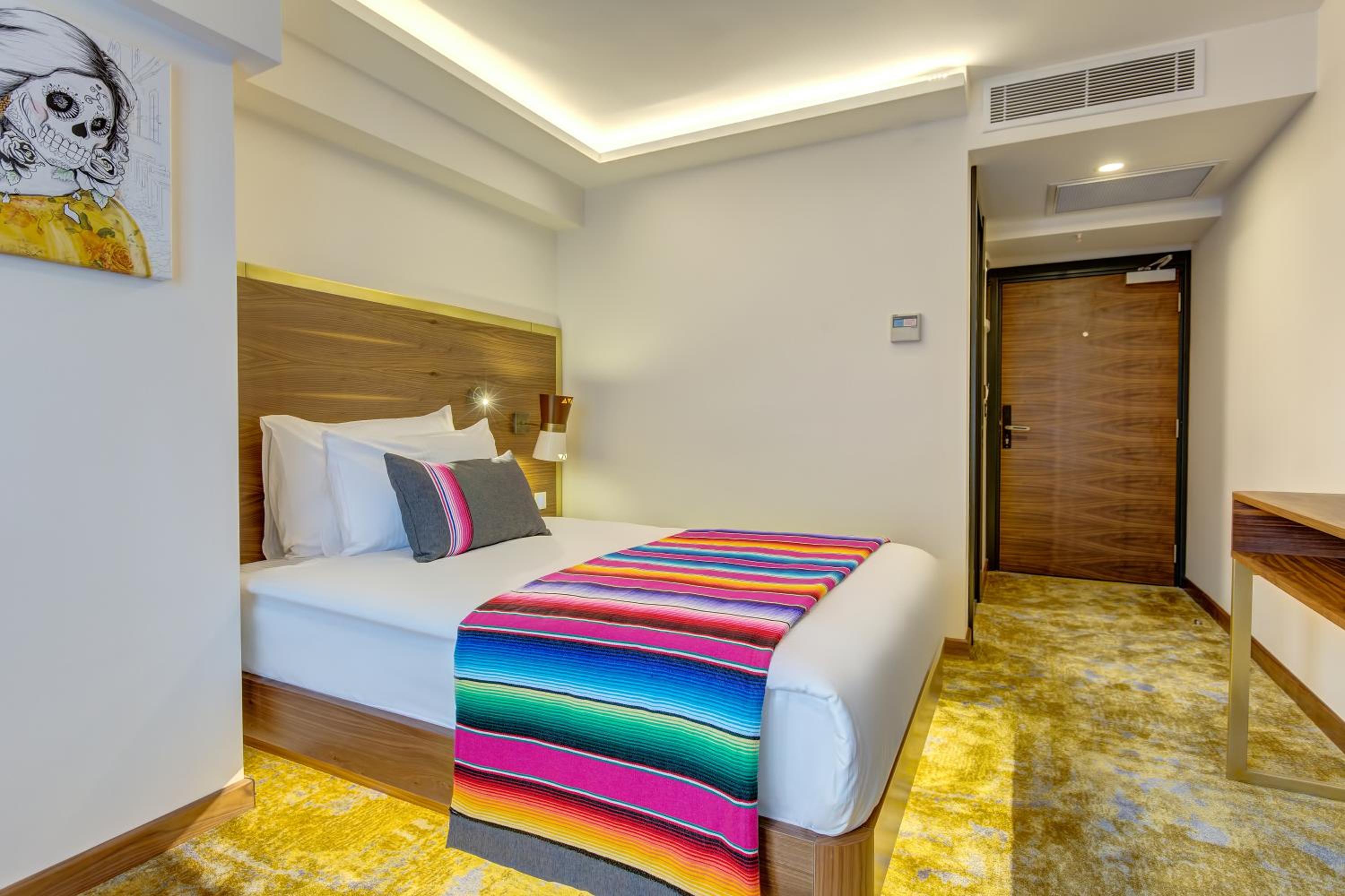 Hay Hotel Alsancak - Image 28