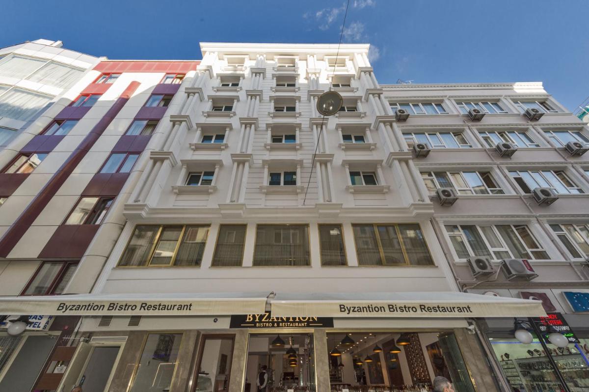 Glorious Otel - Image 75