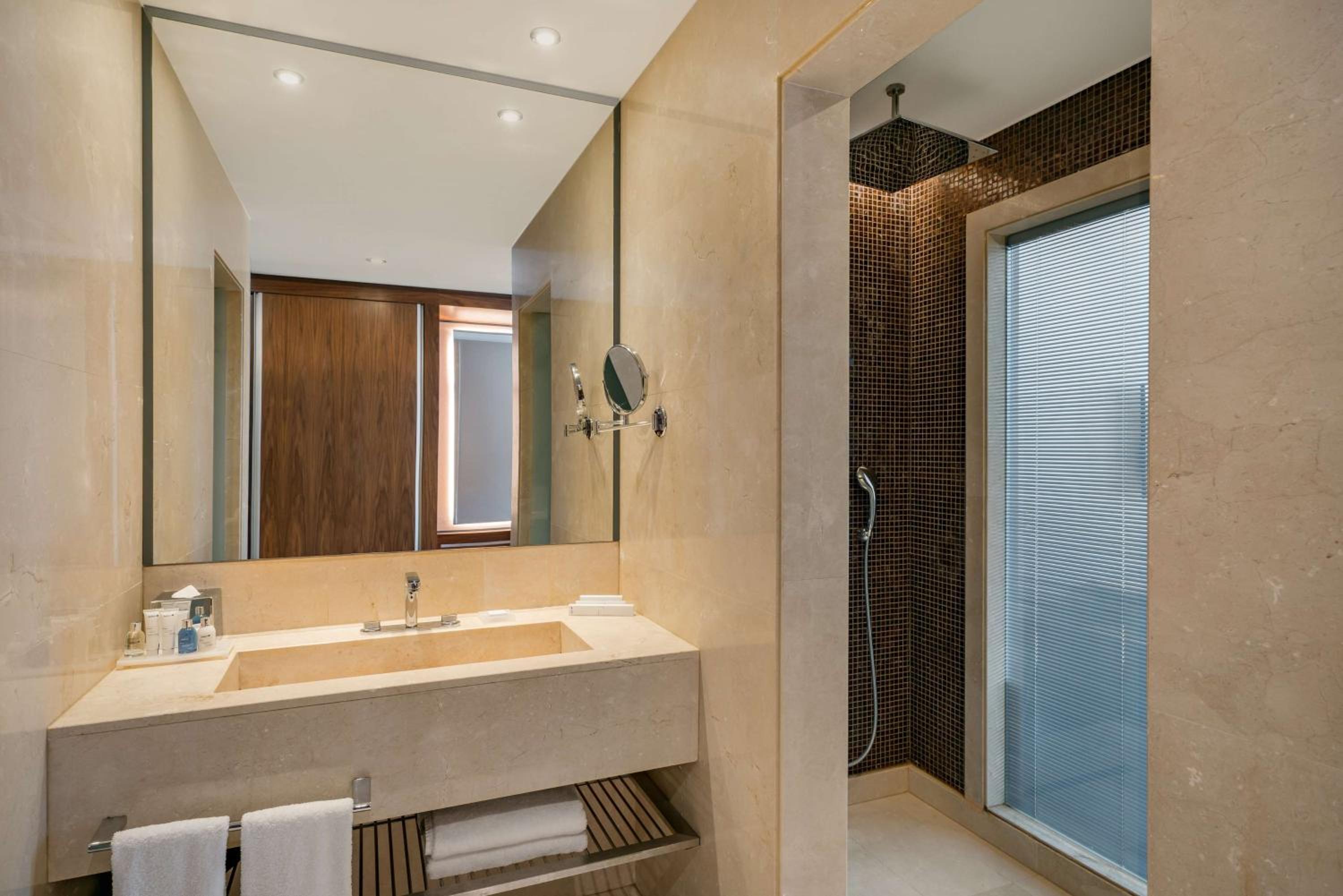 Radisson Blu Hotel & Spa, Istanbul Tuzla - Image 56