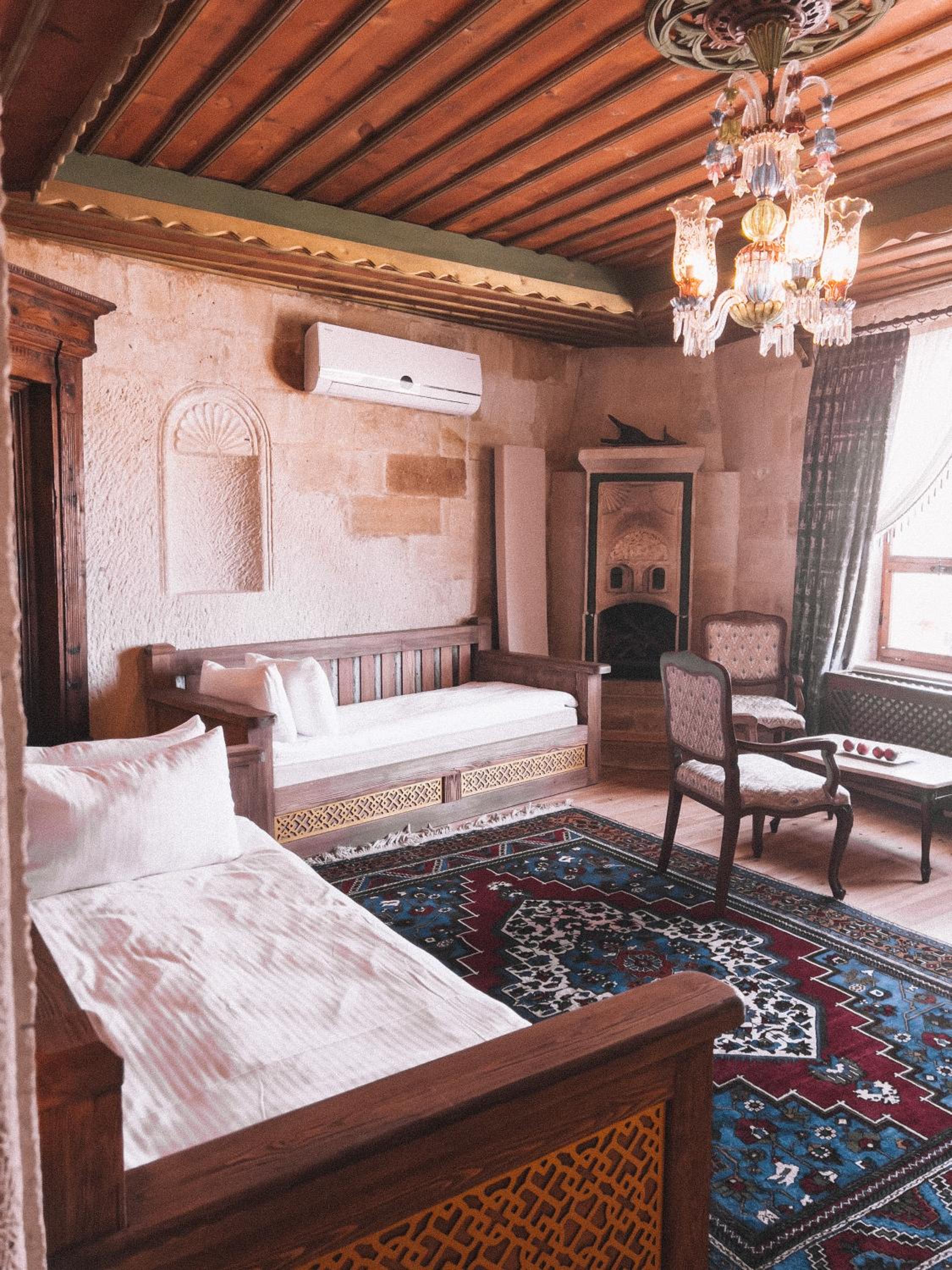 Local Cave House Hotel - Image 128