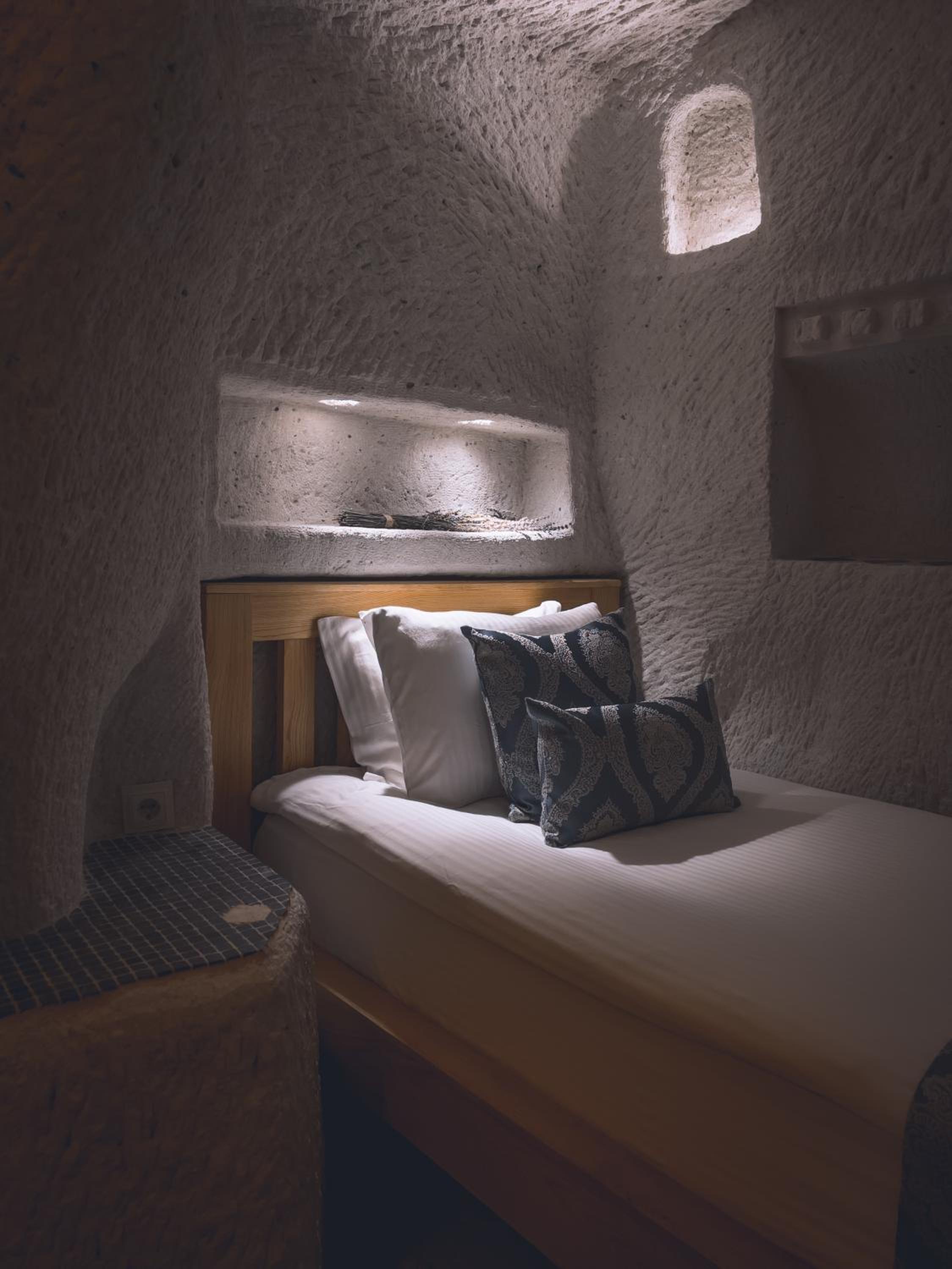 Local Cave House Hotel - Image 135