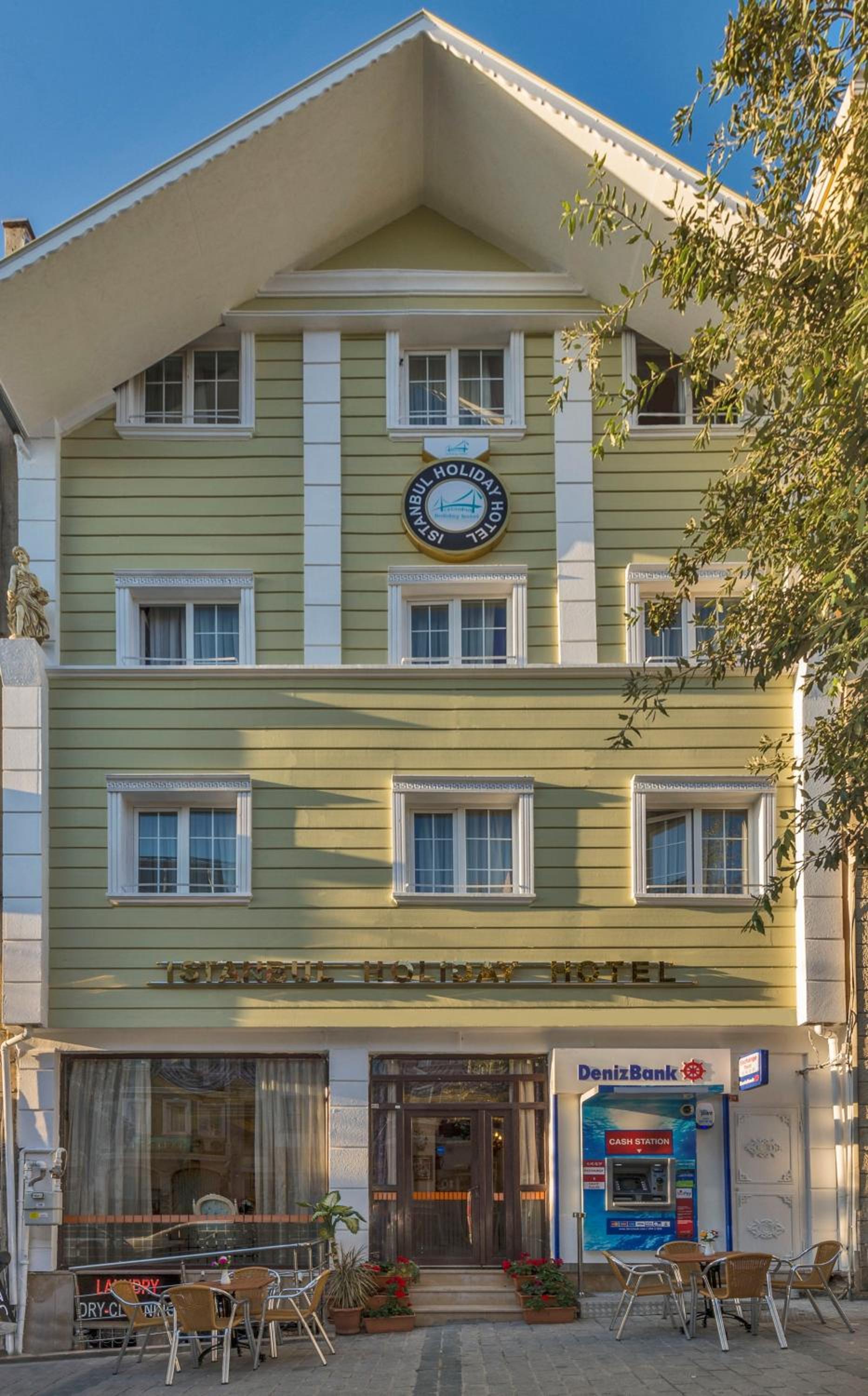 Istanbul Holiday Hotel - Image 40