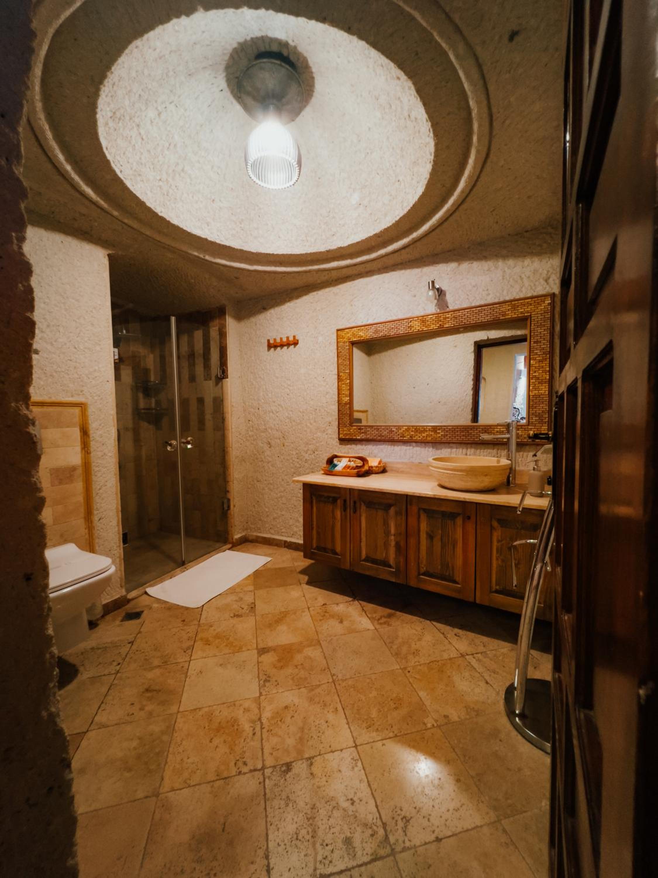 Local Cave House Hotel - Image 142