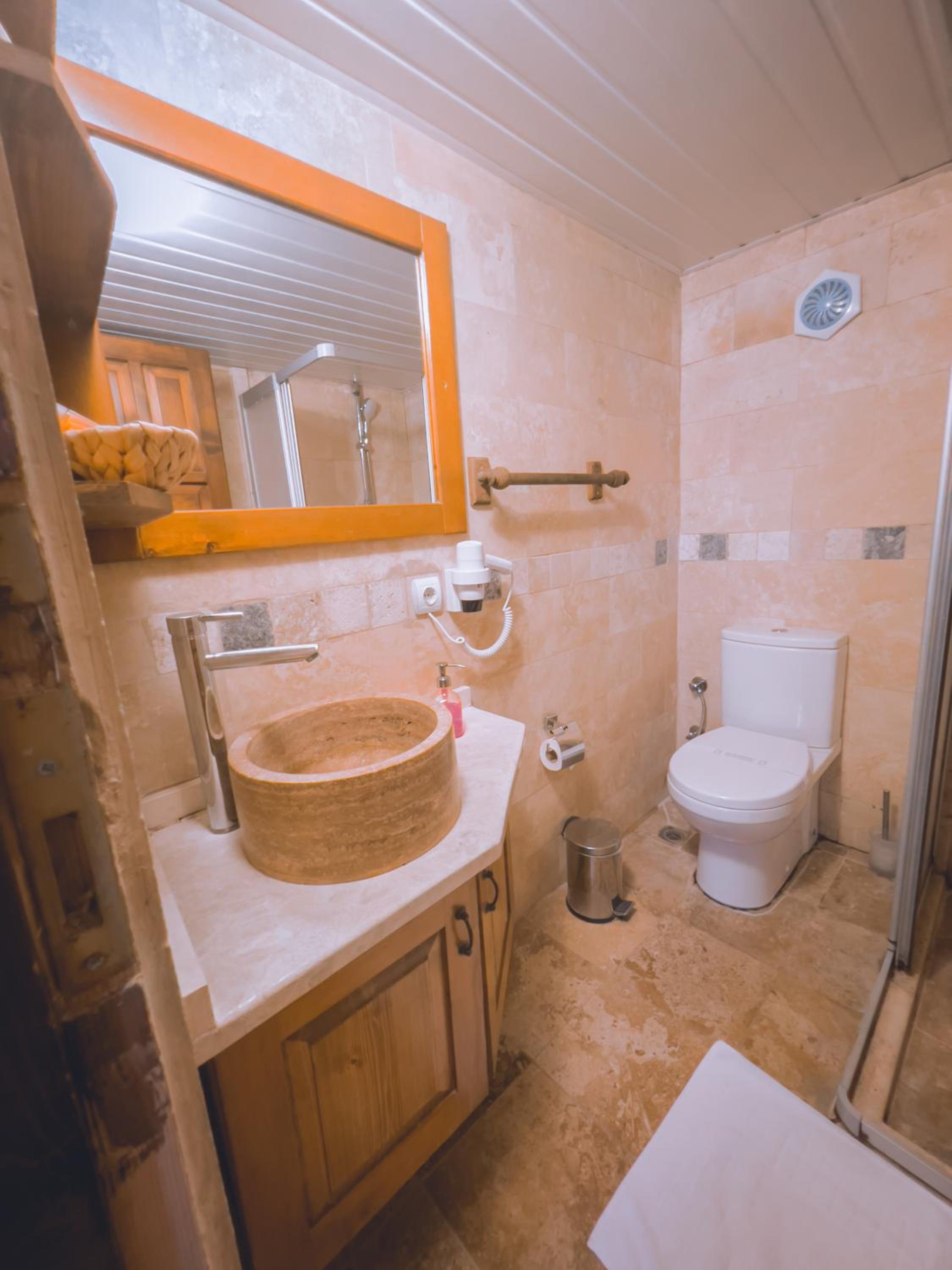 Local Cave House Hotel - Image 87