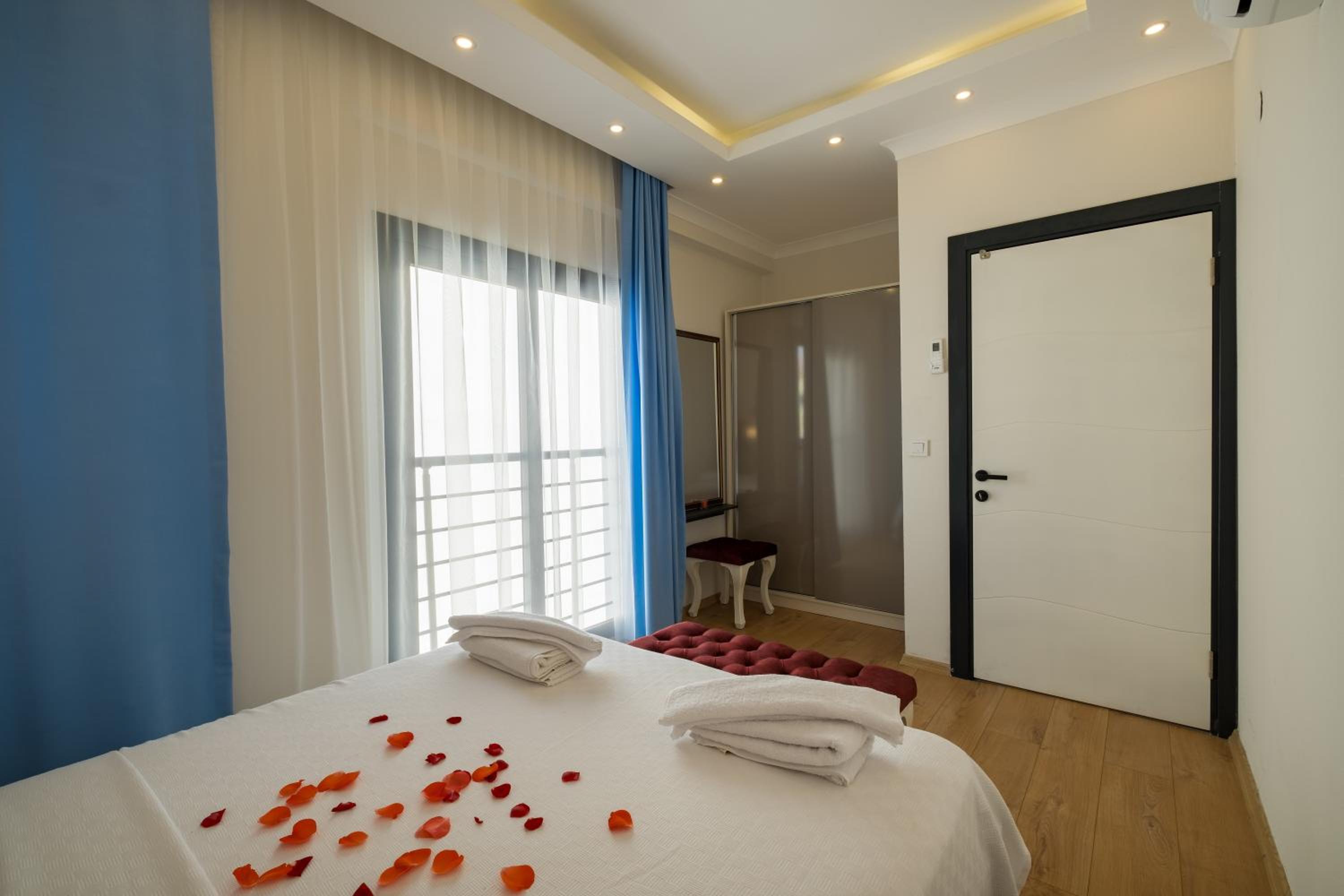 Tanrise City Residence - Image 39