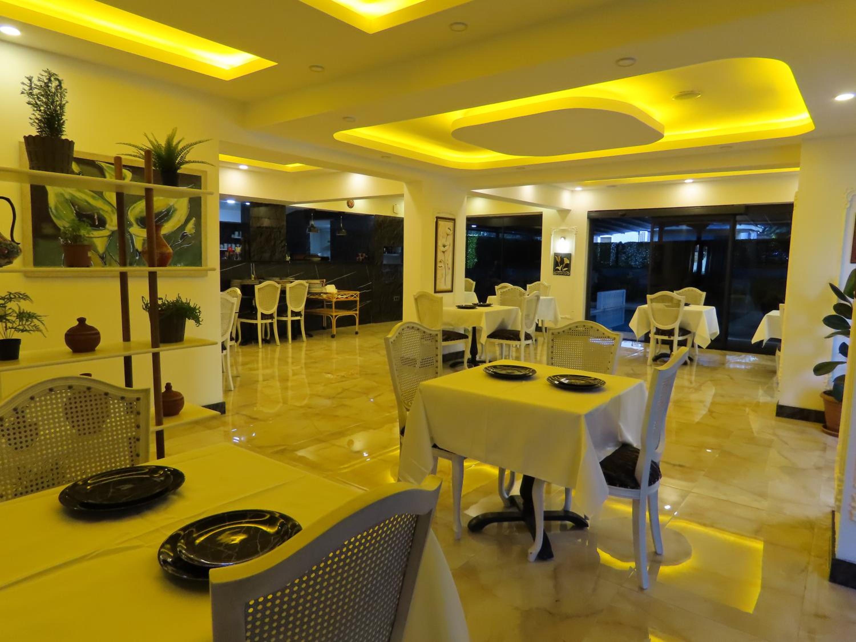 Kadeer Hotel - Image 32
