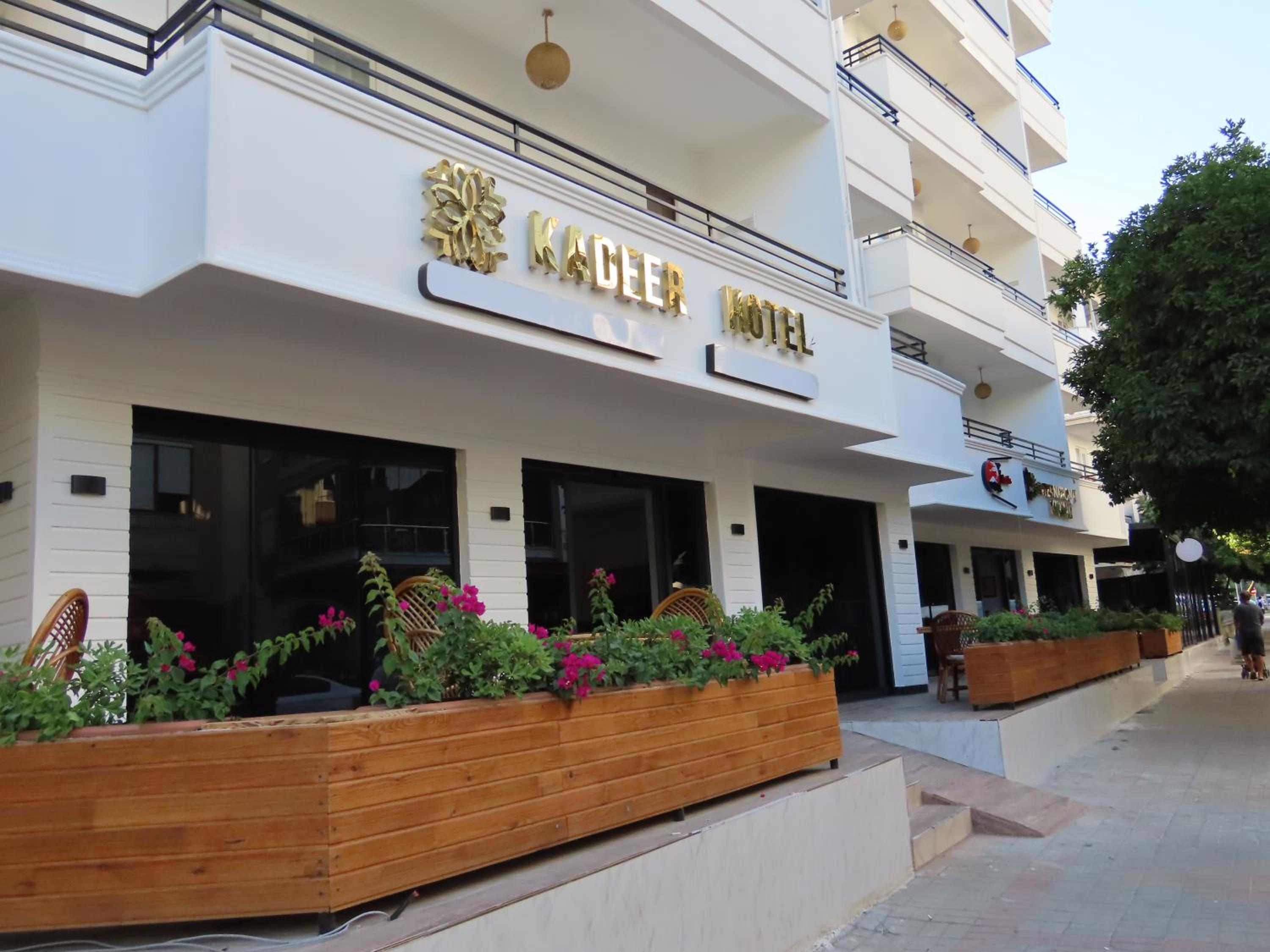 Kadeer Hotel - Image 37