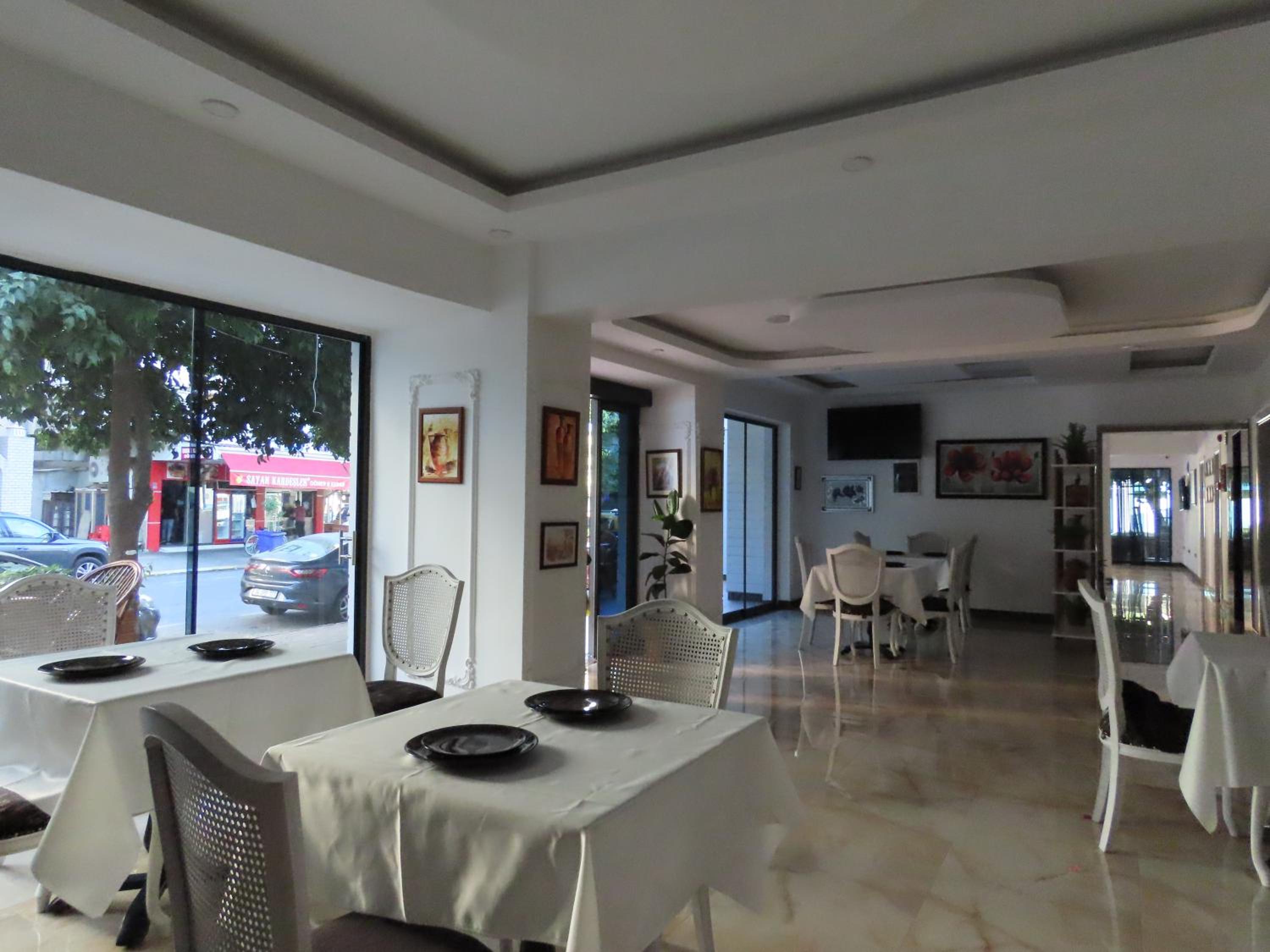 Kadeer Hotel - Image 39