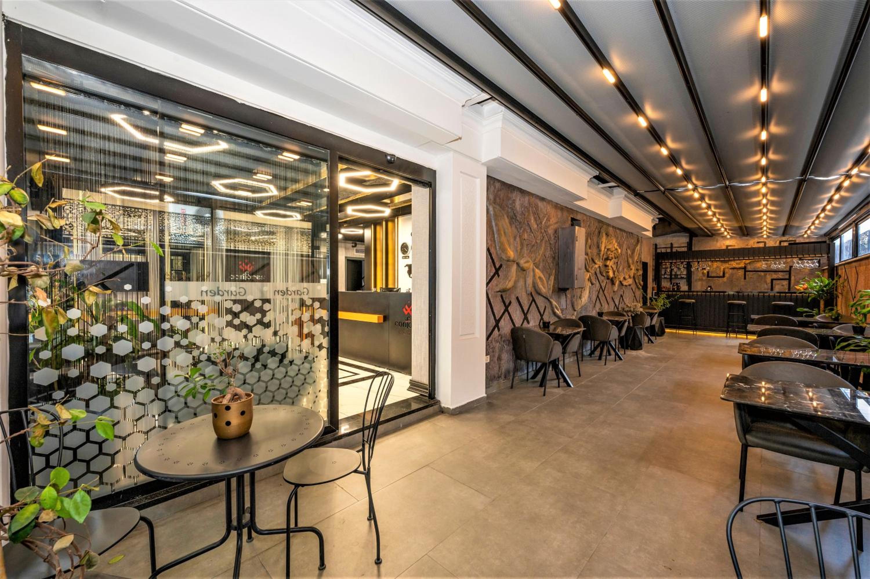 Confores Otel - Image 30