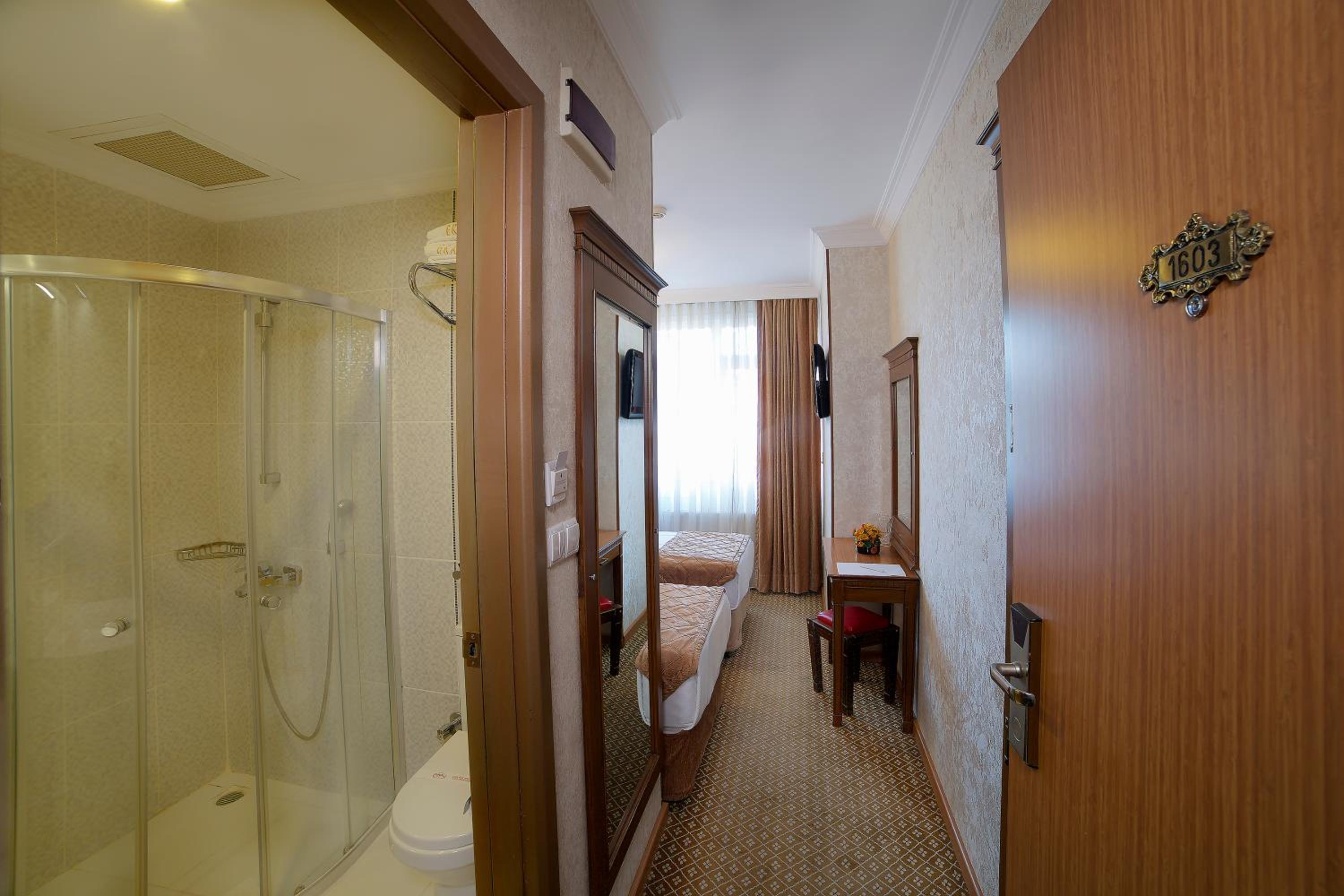 Grand Unal Otel - Image 33