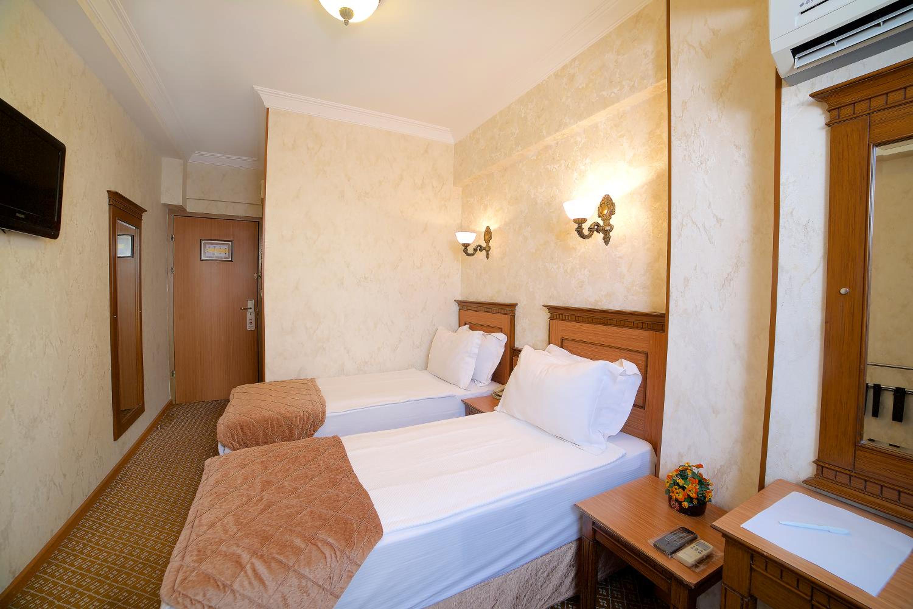 Grand Unal Otel - Image 34