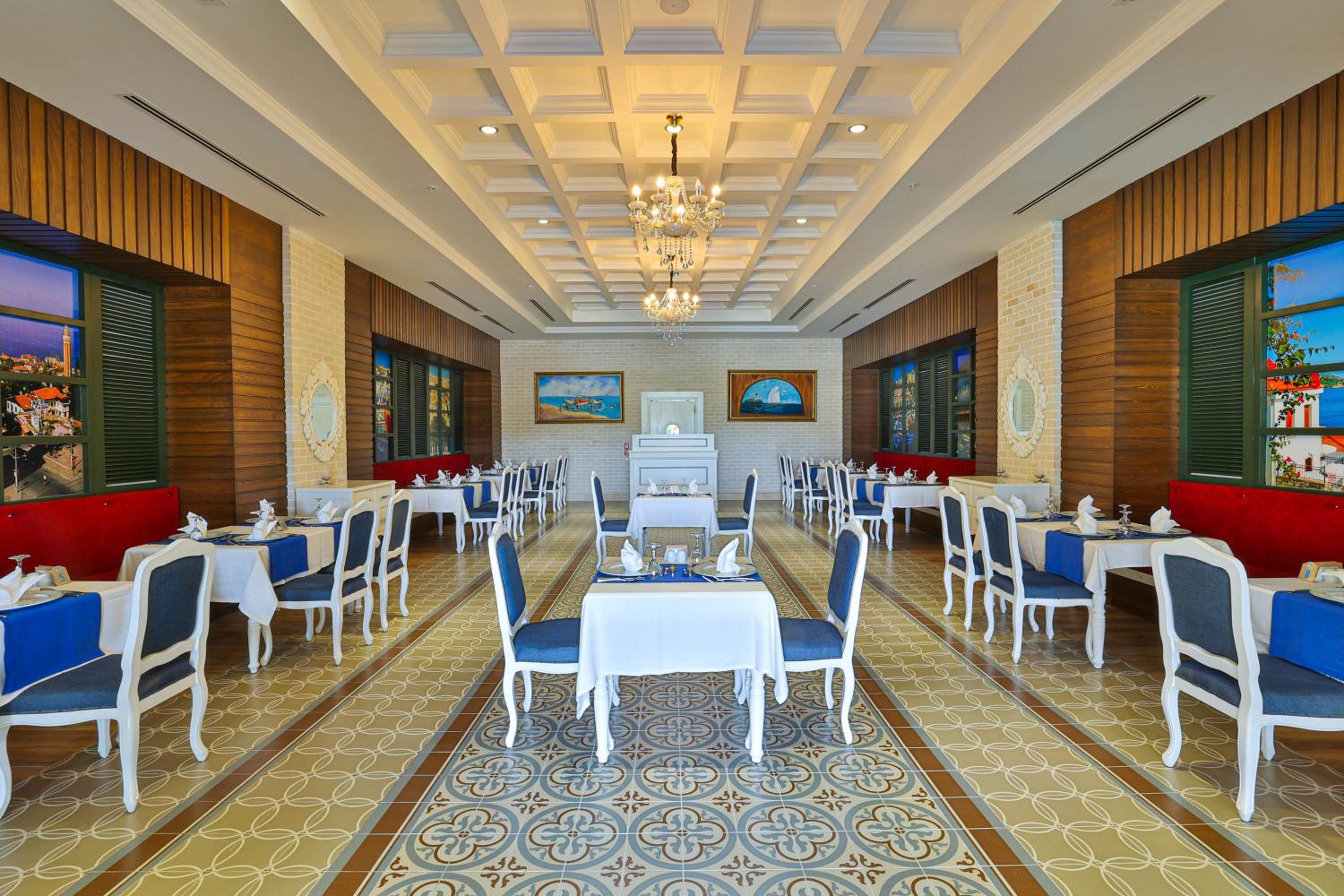 Crystal Sunset Luxury Resort & Spa - Ultimate All Inclusive - Image 26