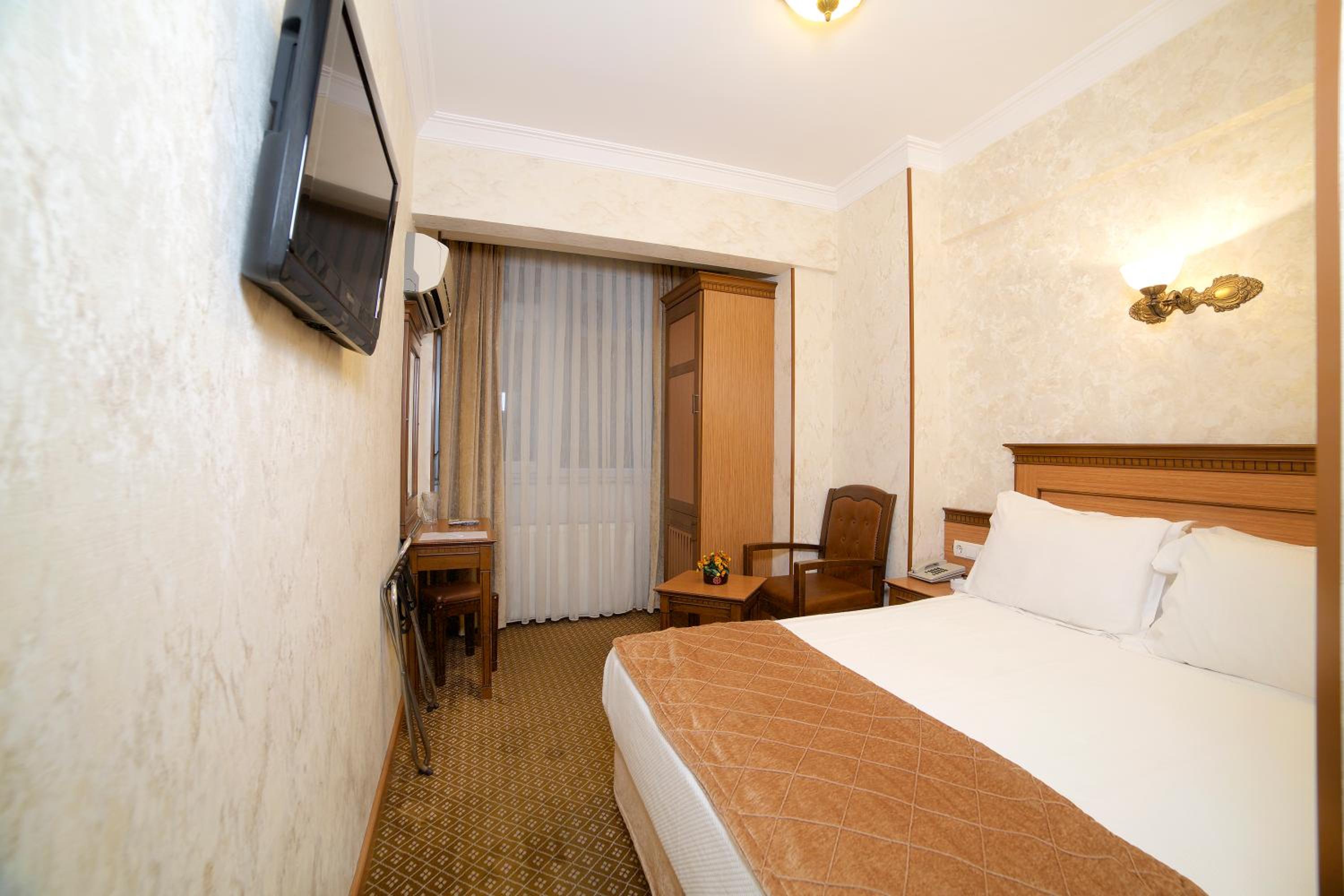 Grand Unal Otel - Image 40