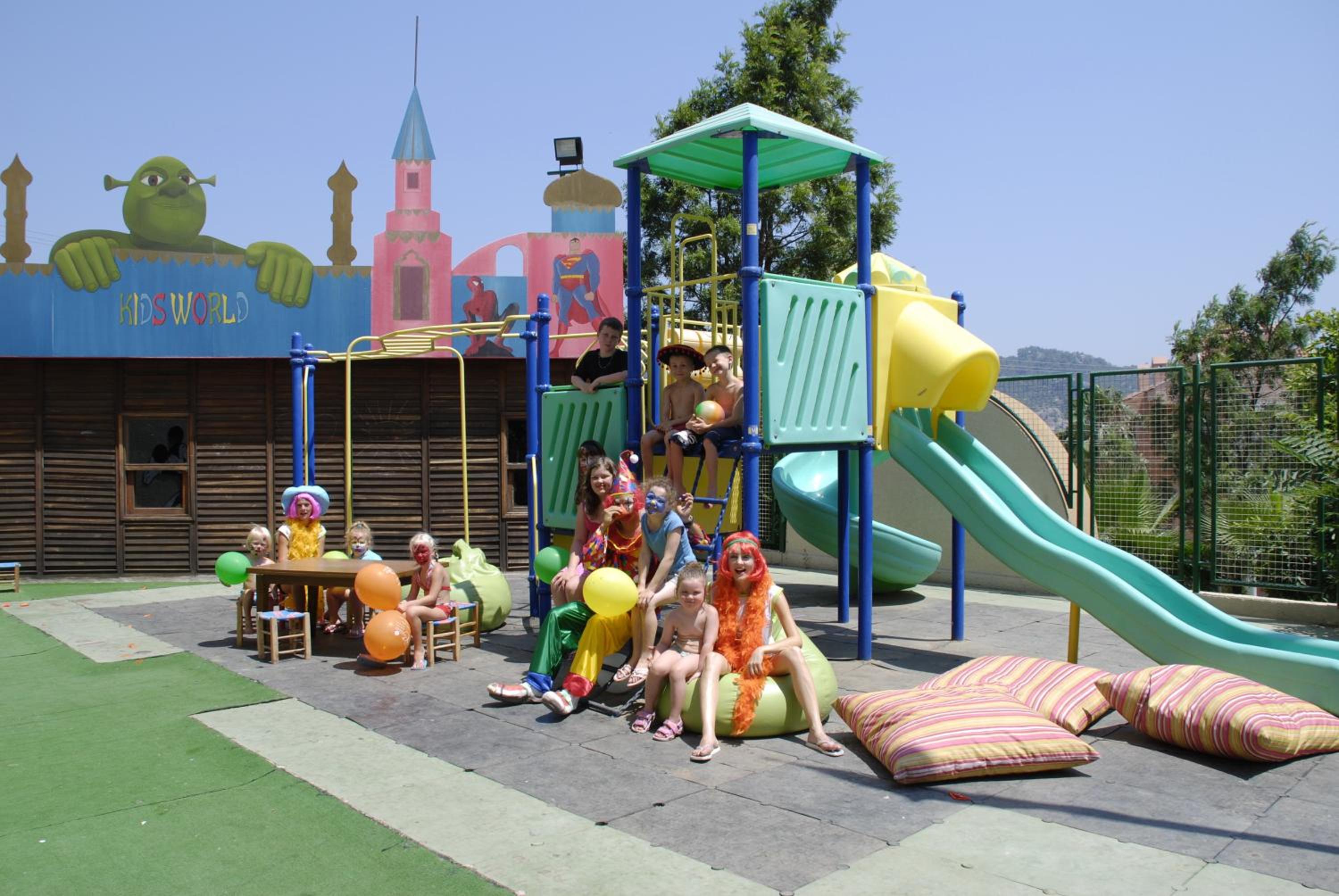 Grand Cettia Hotel - Image 41