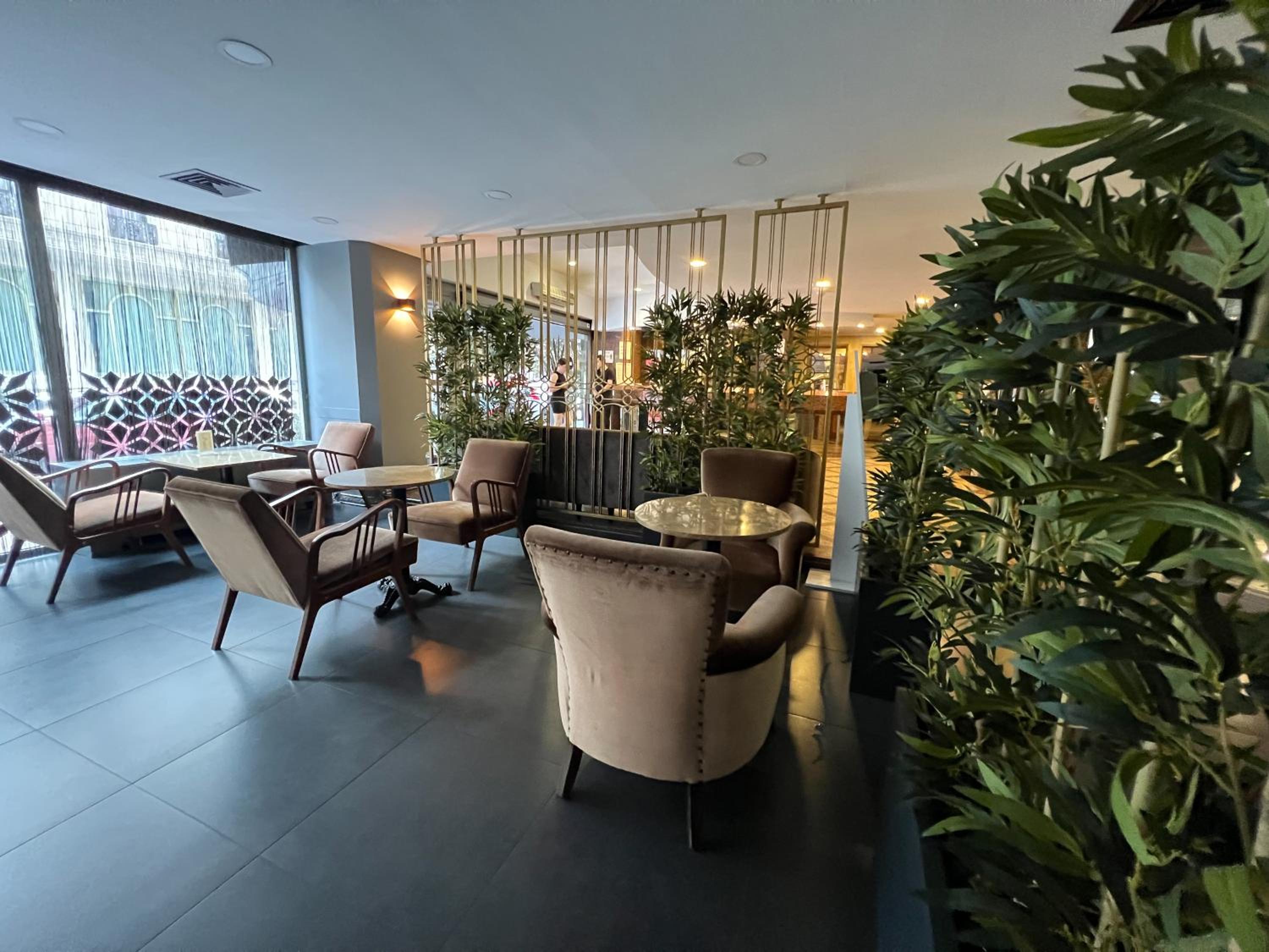All Seasons Hotel - Image 24