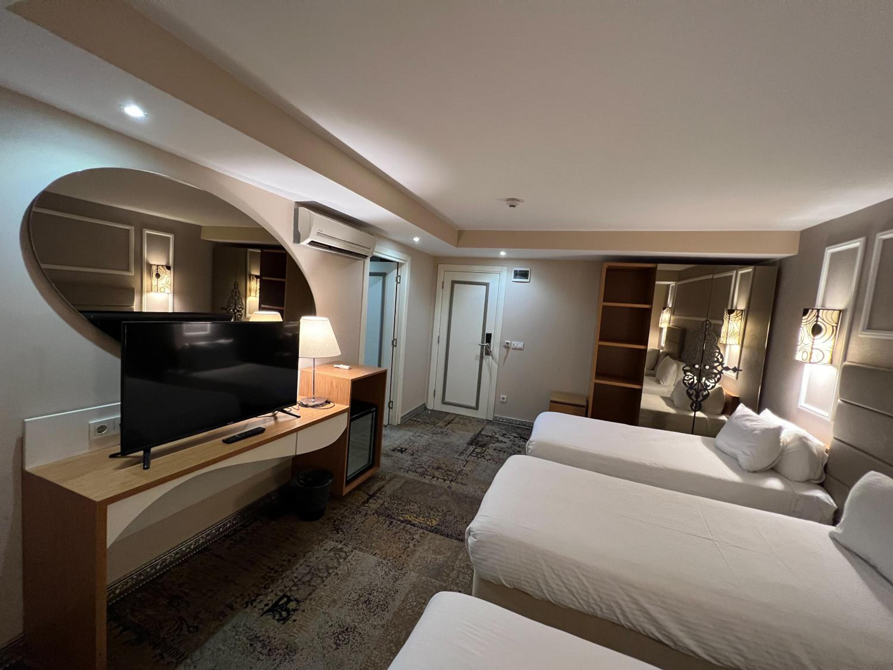 All Seasons Hotel - Image 40