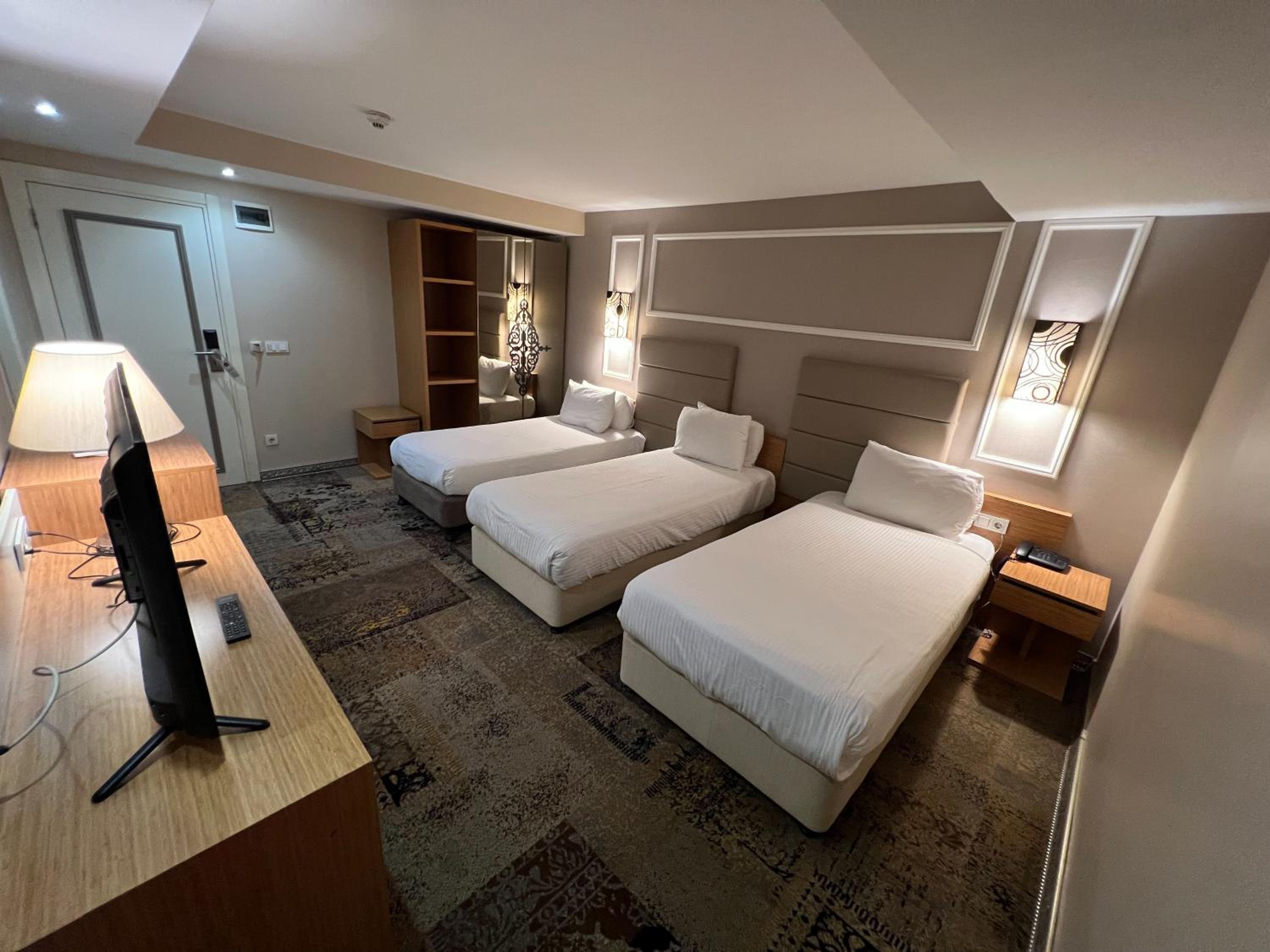 All Seasons Hotel - Image 113