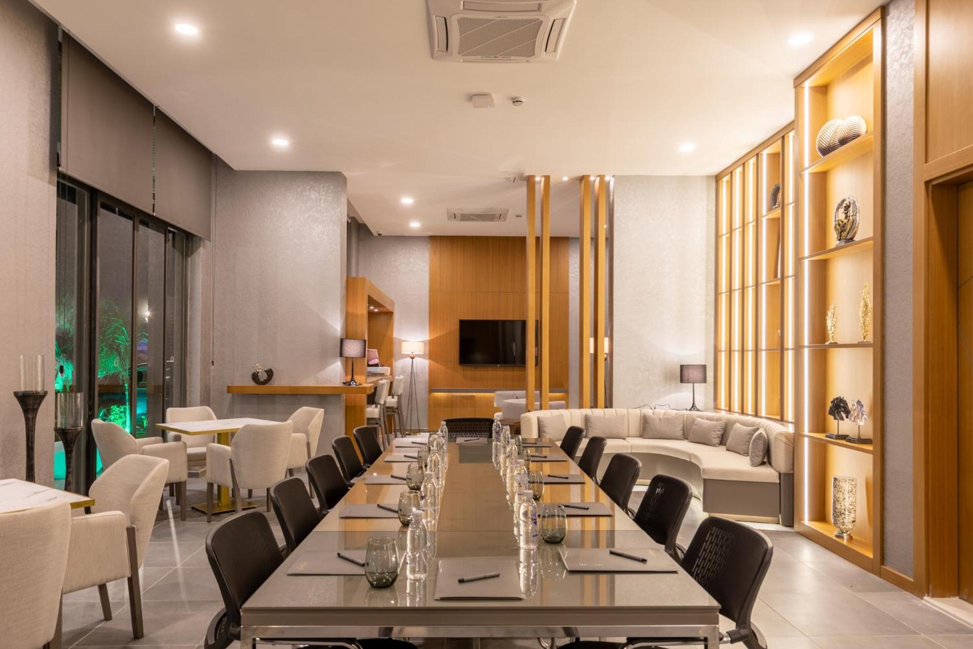 Unique Life Style Hotel - Image 73