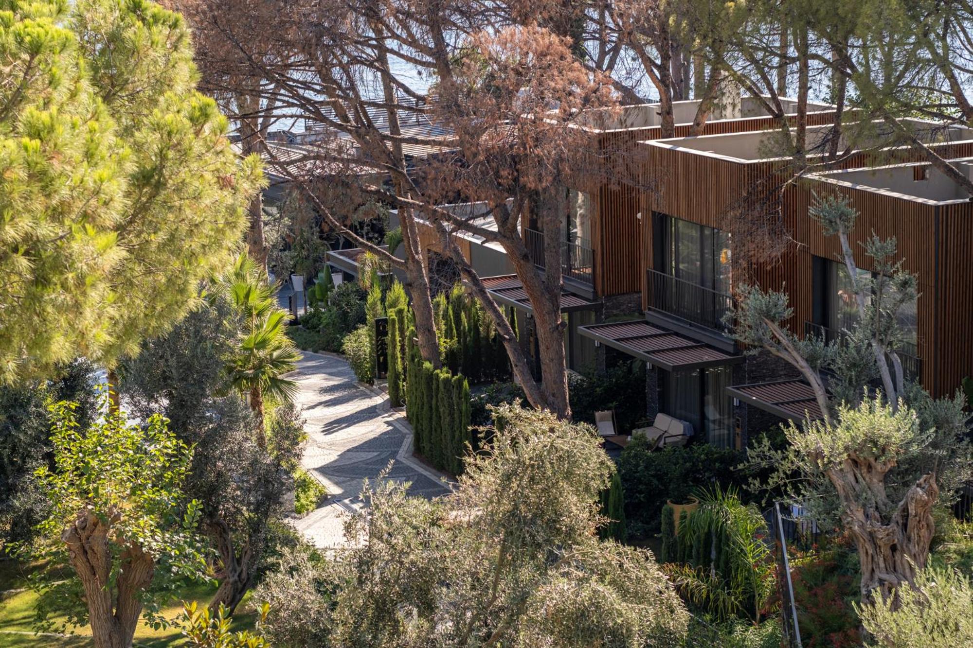 Unique Life Style Hotel - Image 9