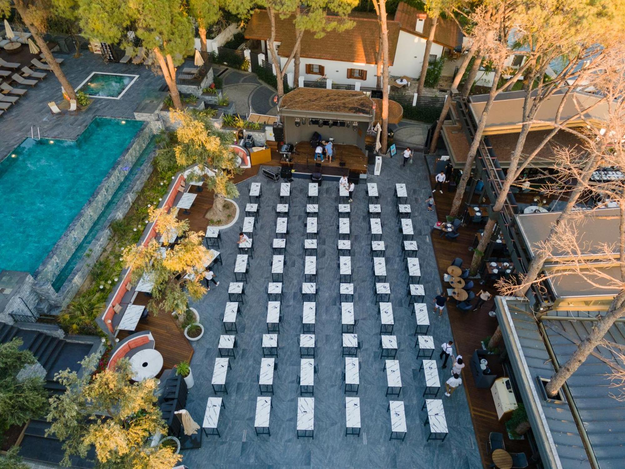Unique Life Style Hotel - Image 16
