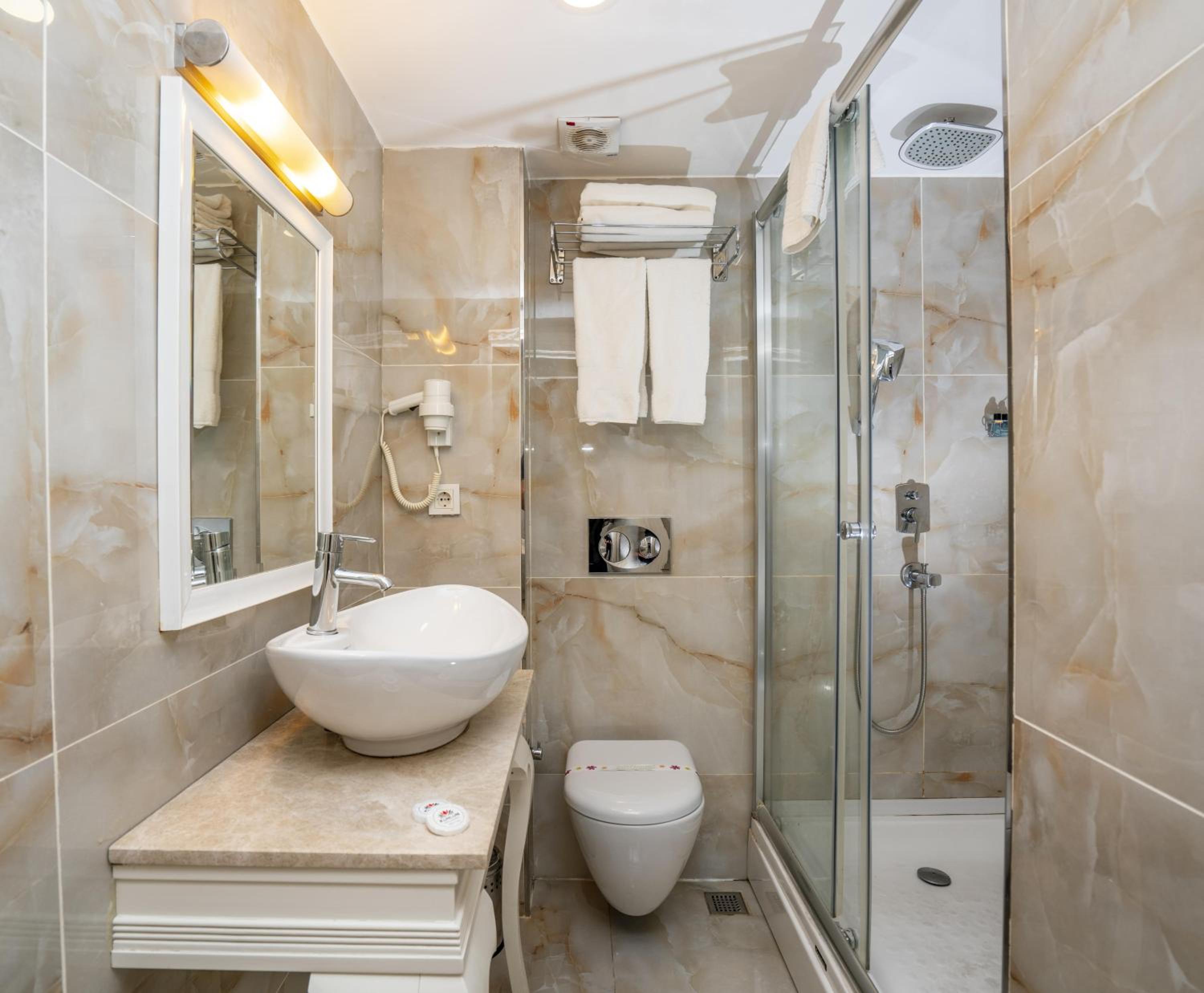 Topkapi Old City Kensington Hotel ISTANBUL - Image 40