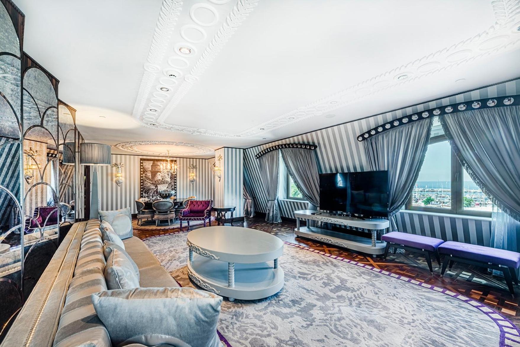 Wyndham Grand Istanbul Kalamış Marina Hotel - Image 140