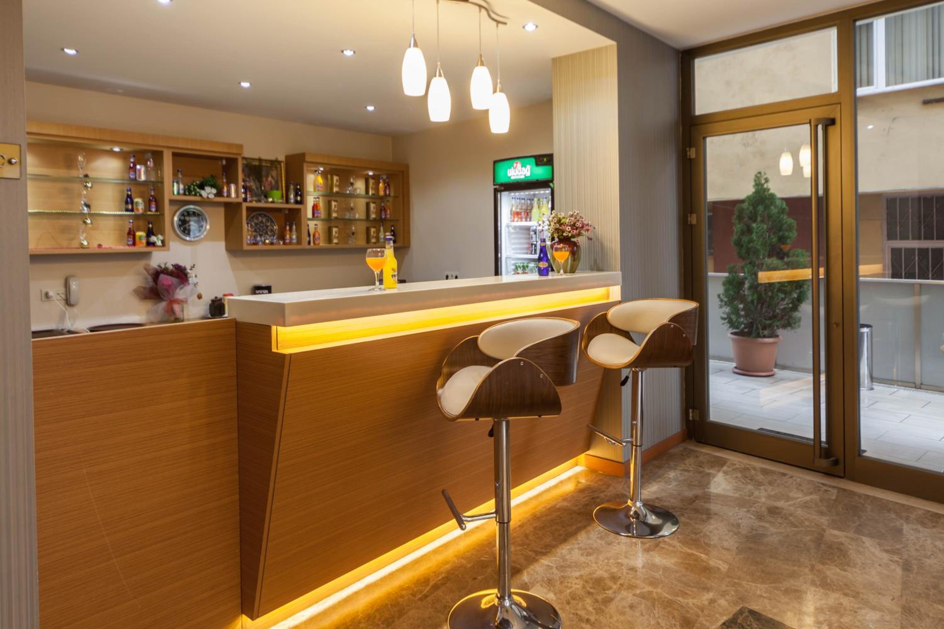 Grand Hotel Avcilar - Image 9