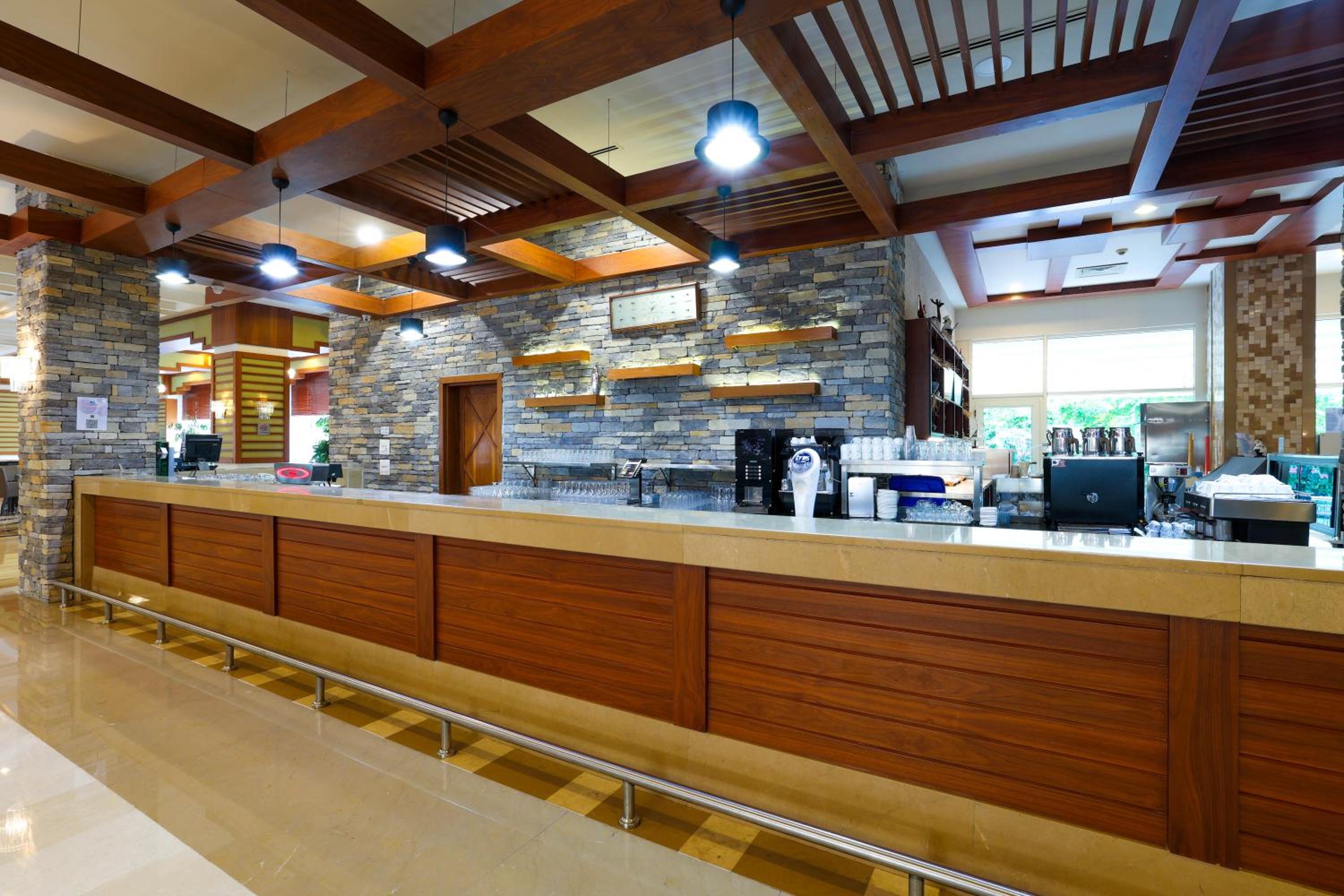 Crystal De Luxe Resort & Spa - All Inclusive - Image 21