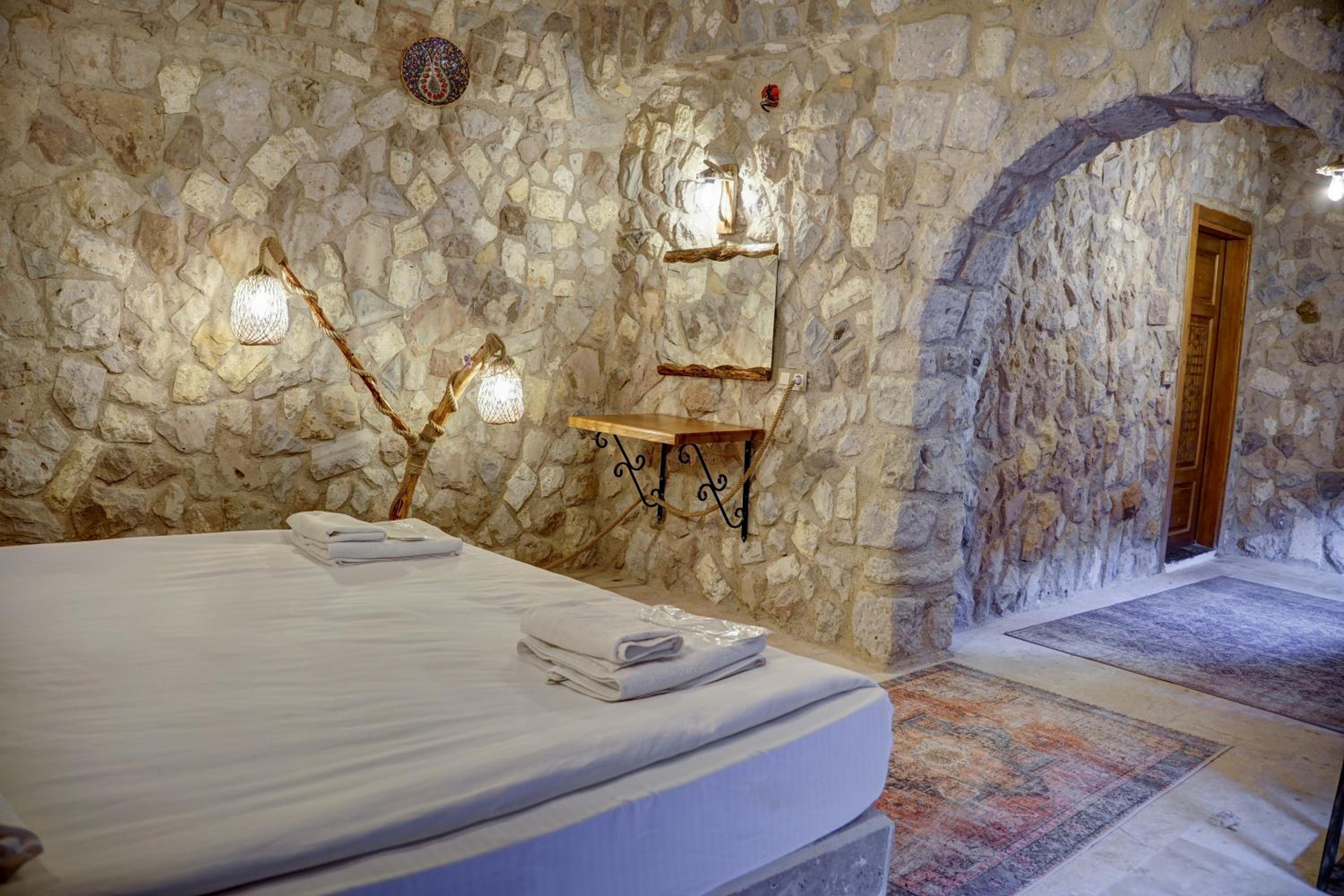 Ala Stone House - Image 78