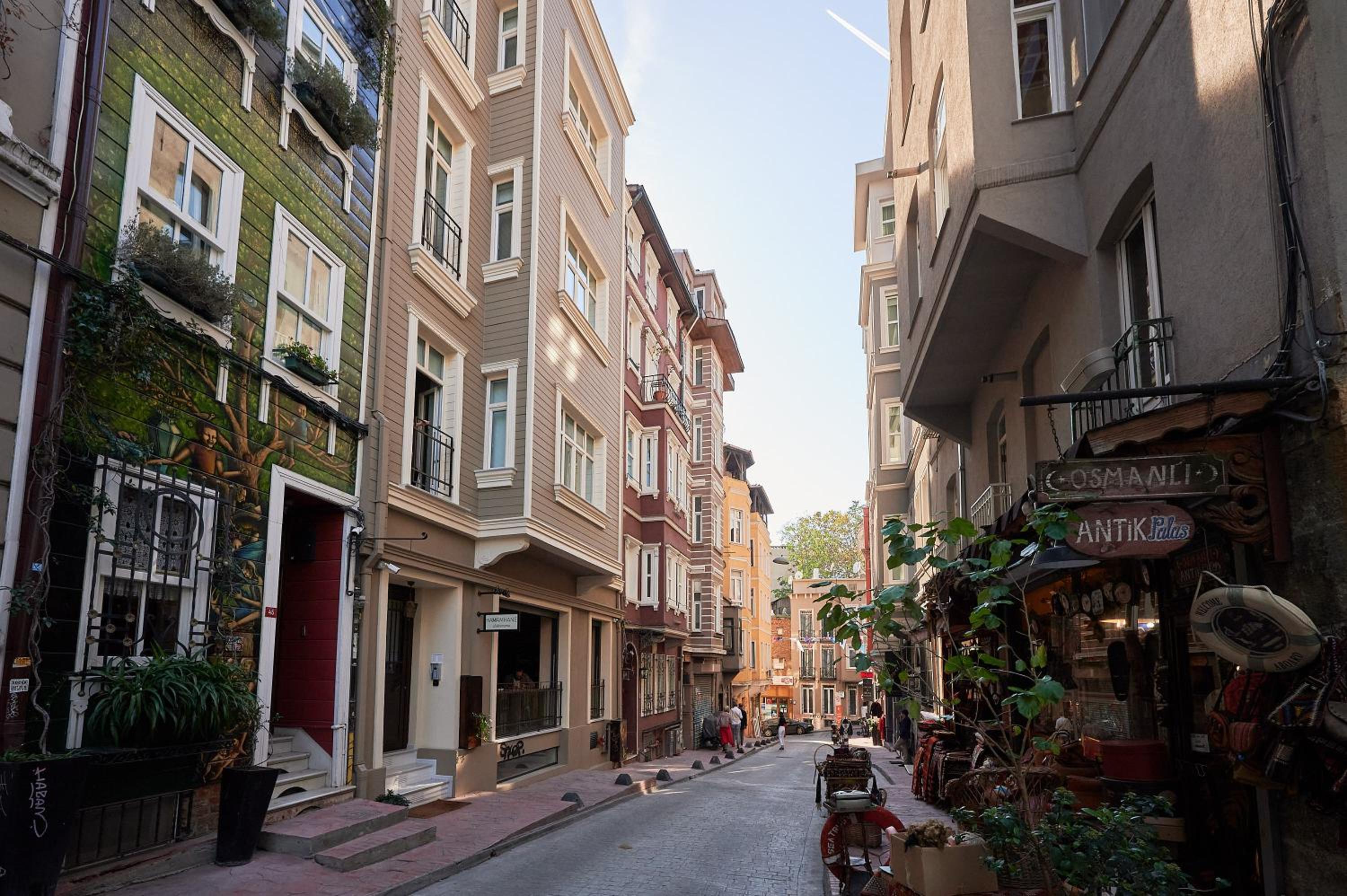 Faik Pasha Otelleri Özel Kategori Beyoğlu İstanbul - Image 39